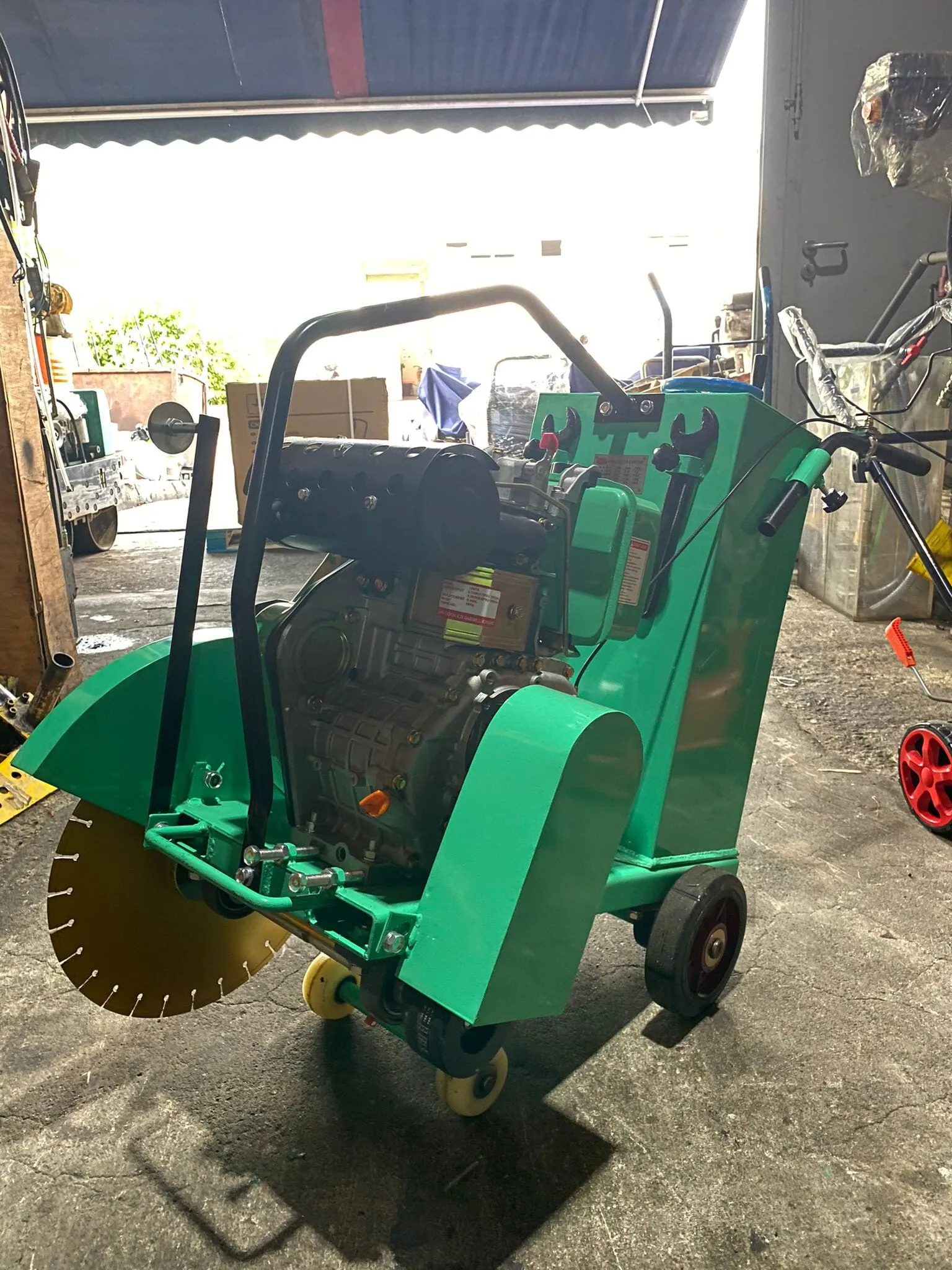 Aiko 16 Concrete Road Cutter C/W 186FA Diesel Engine | Model : CCM-HCC-18A
