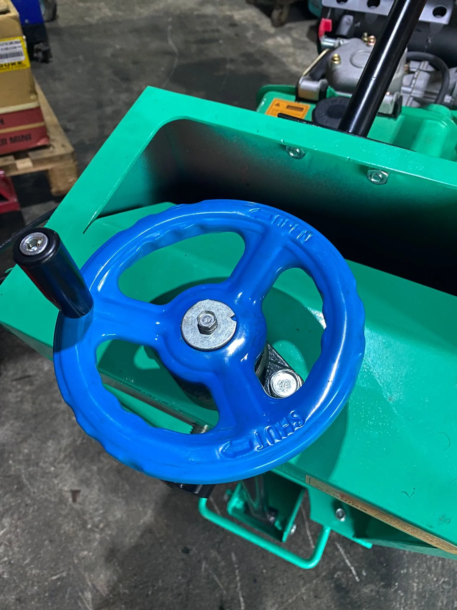 Aiko 16 Concrete Road Cutter C/W 186FA Diesel Engine | Model : CCM-HCC-18A