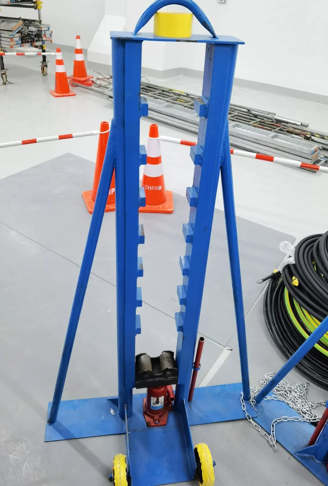 Aiko 2 Ton General Hydraulic Pay Off Device (Cable Stand) | Model : CS-5T