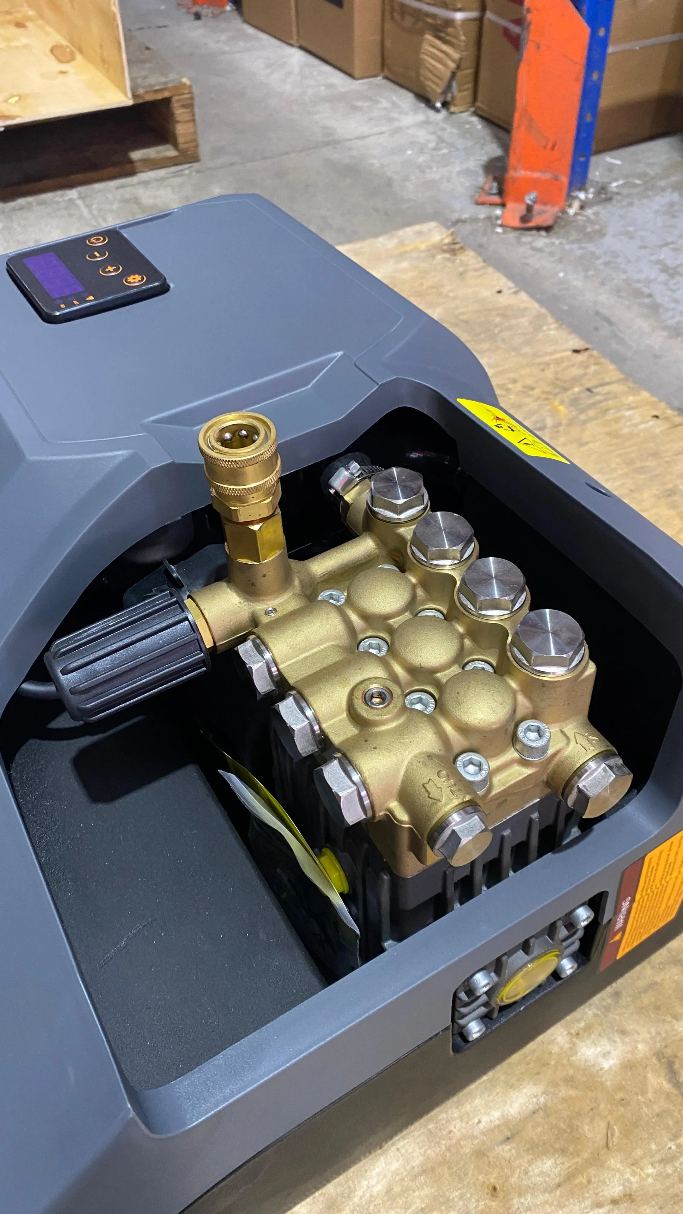Aiko 240V High Pressure Washer (Wall Mounted) 3.0KW 110BAR C/W 8mm*10m Hose & Short Trigger Gun & Pennant Motor with Smart Control | Model : HPW-E91-3.0S4