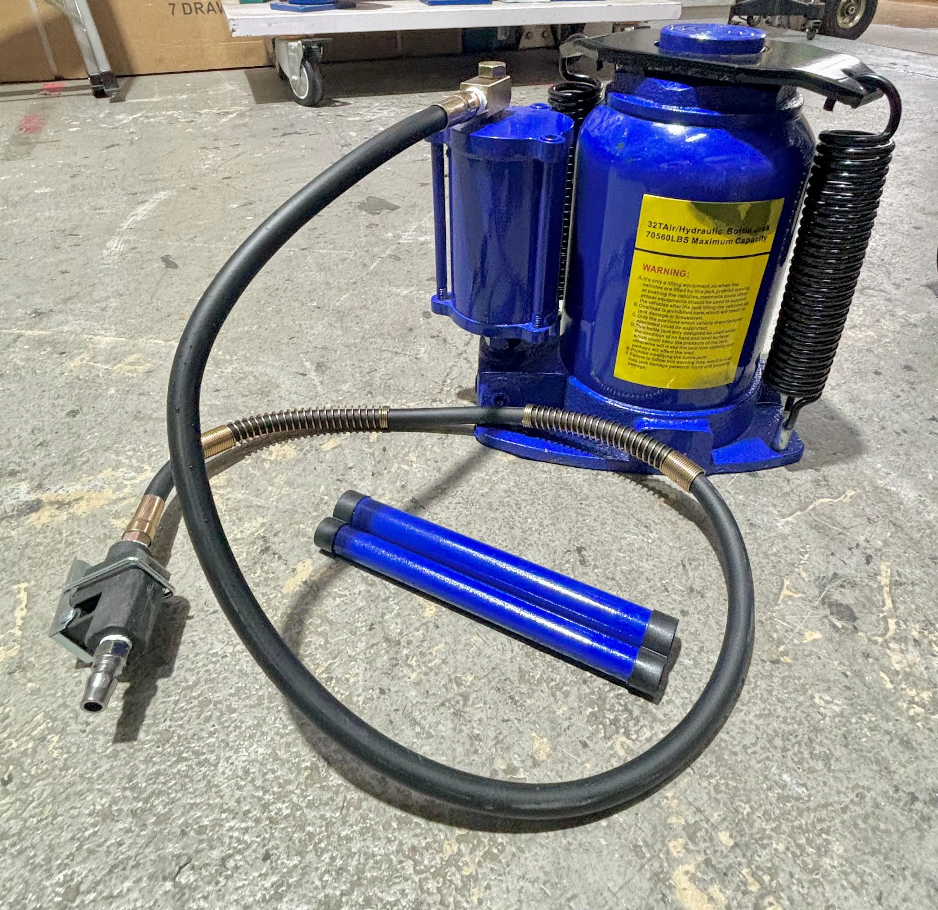 Aiko 30 Tons Air Bottle Hydraulic Jack | Model : BJ-T21030
