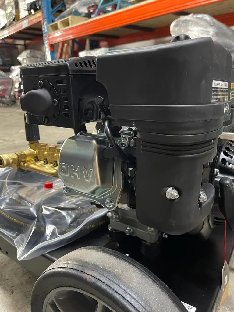 Aiko 4-stroke . 6.5hp Gasoline Engine 150bar High Pressure Washer Come with 10m Pressure Hose & Gun | Model : HPW-3WZ-2500GFC