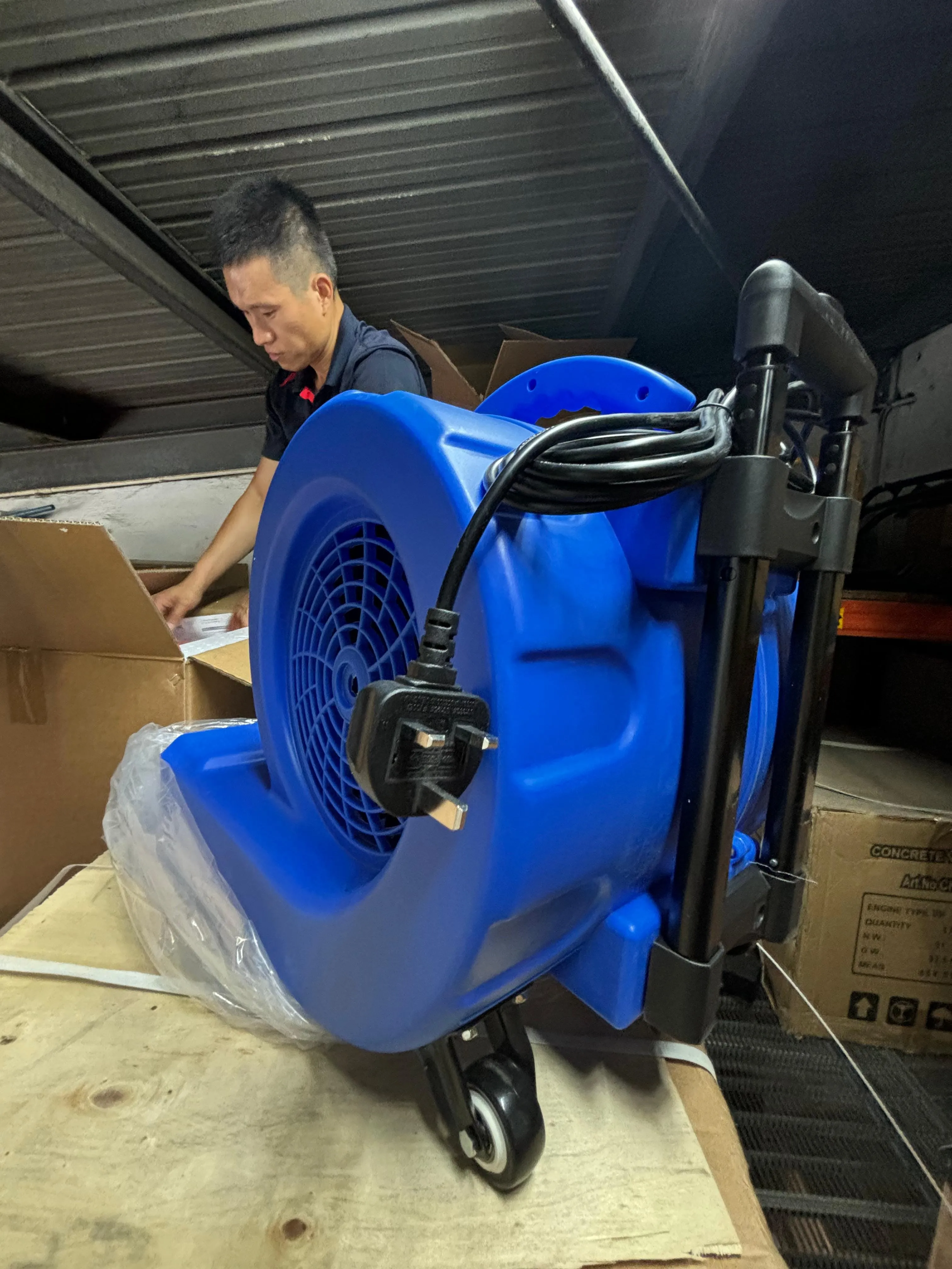 Aiko Air Blower Toilet Floor Dryer 240V 3 Speed 950/1100W | Model: BLR-LG-CDJ-1100