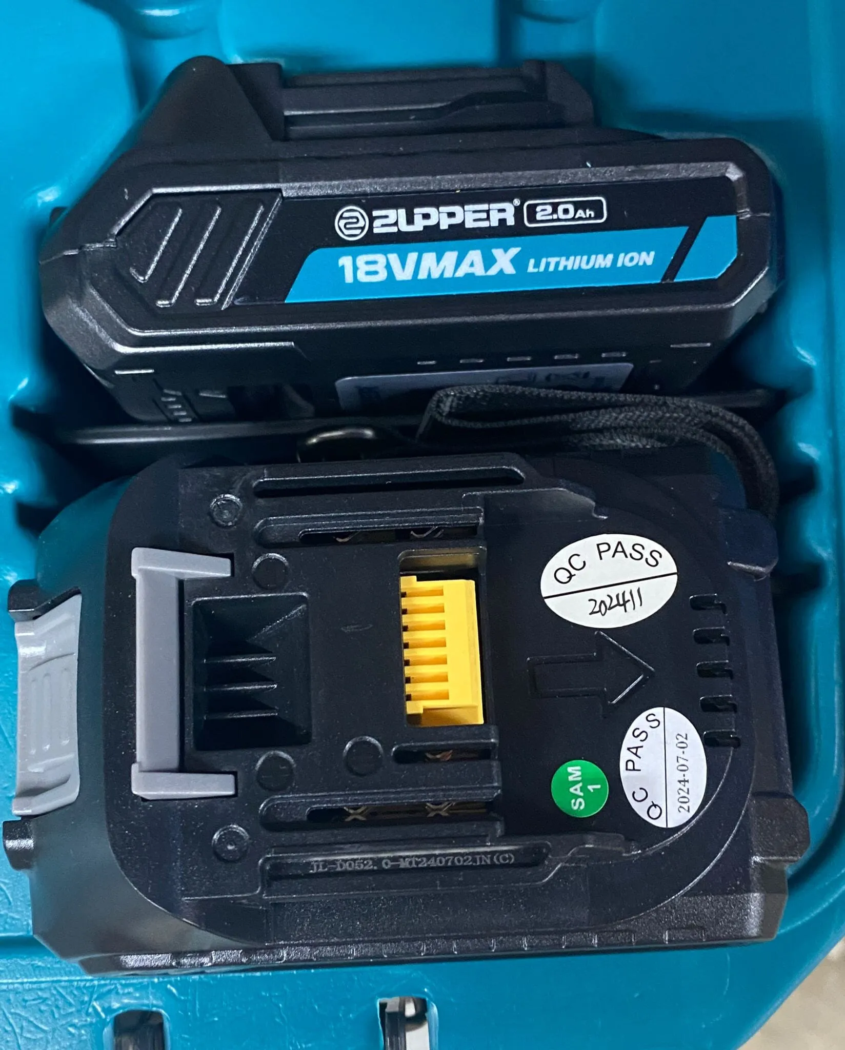 Aiko Battery Powered Cable Cutting Machine (Mini) | Model: SL-50C
