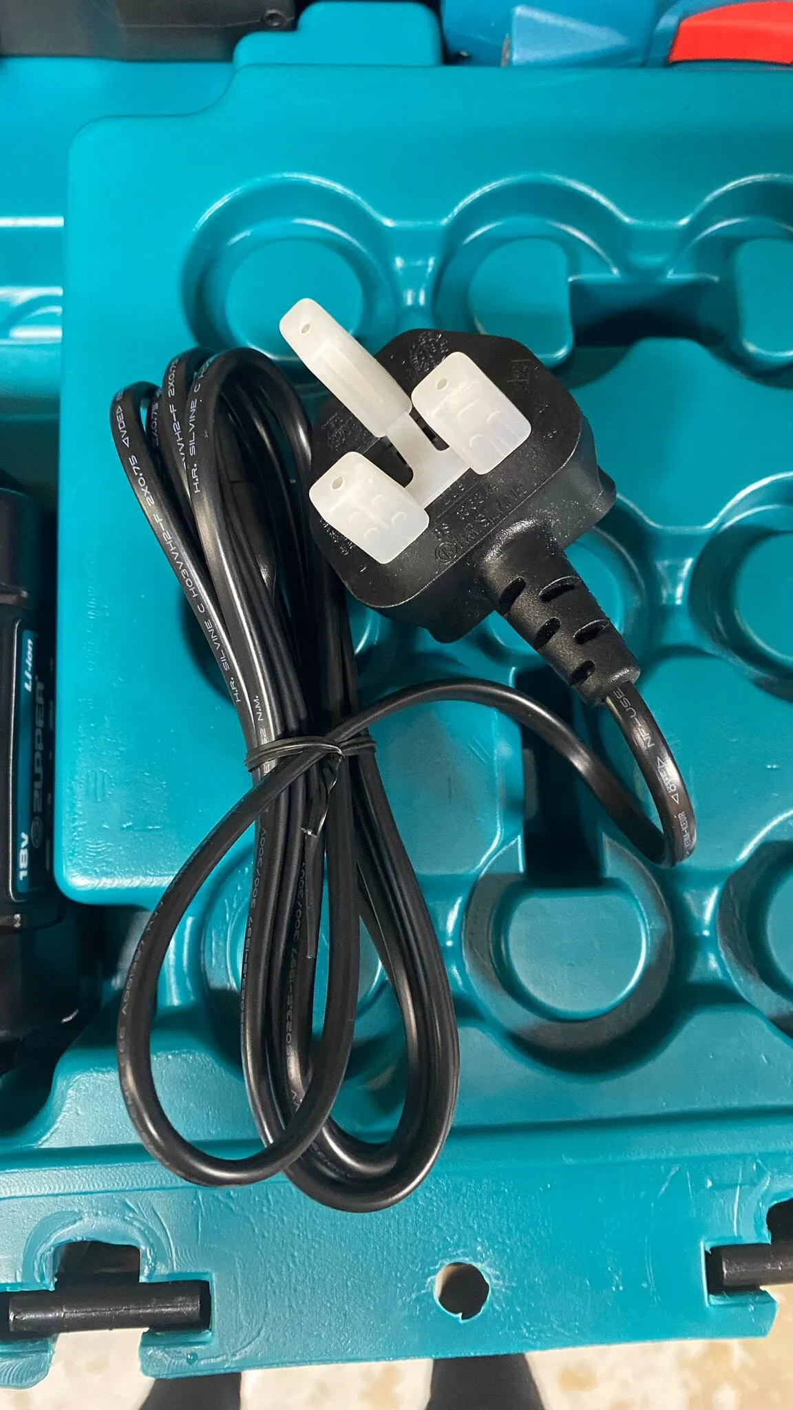 Aiko Battery Powered Cable Cutting Machine (Mini) | Model: SL-50C