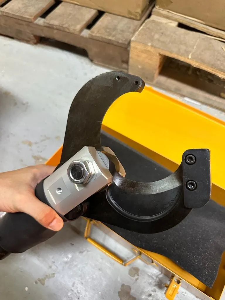 Aiko CPC-65C Hydraulic Cable Cutter Head 65mm | Model : CC-CPC-65C