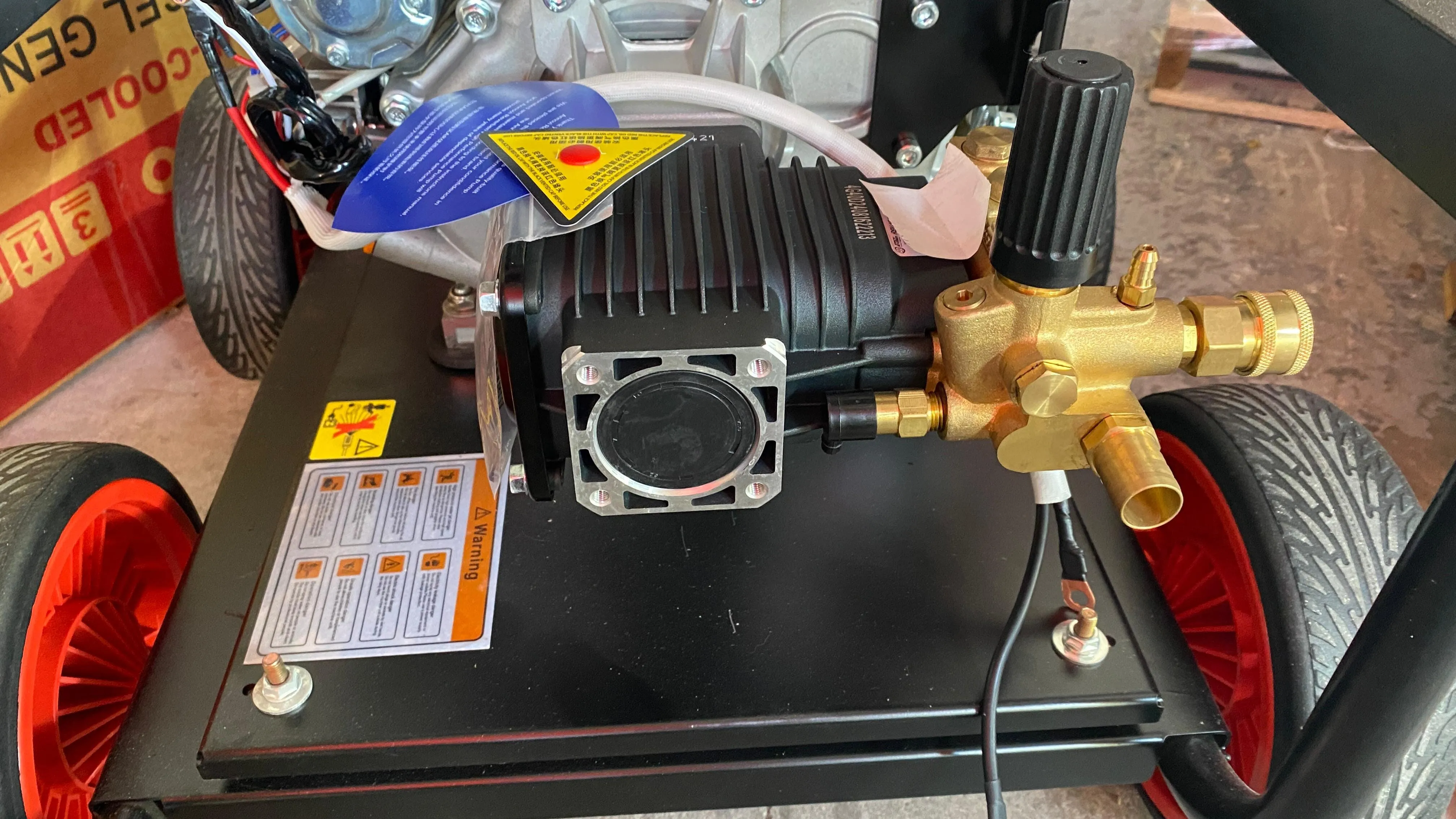 Aiko Diesel 250Bar 10Hp High Pressure AR Pump C/W 20m Pressure Hose (Italy) & Gun  | Model : HPW-CK186FRE