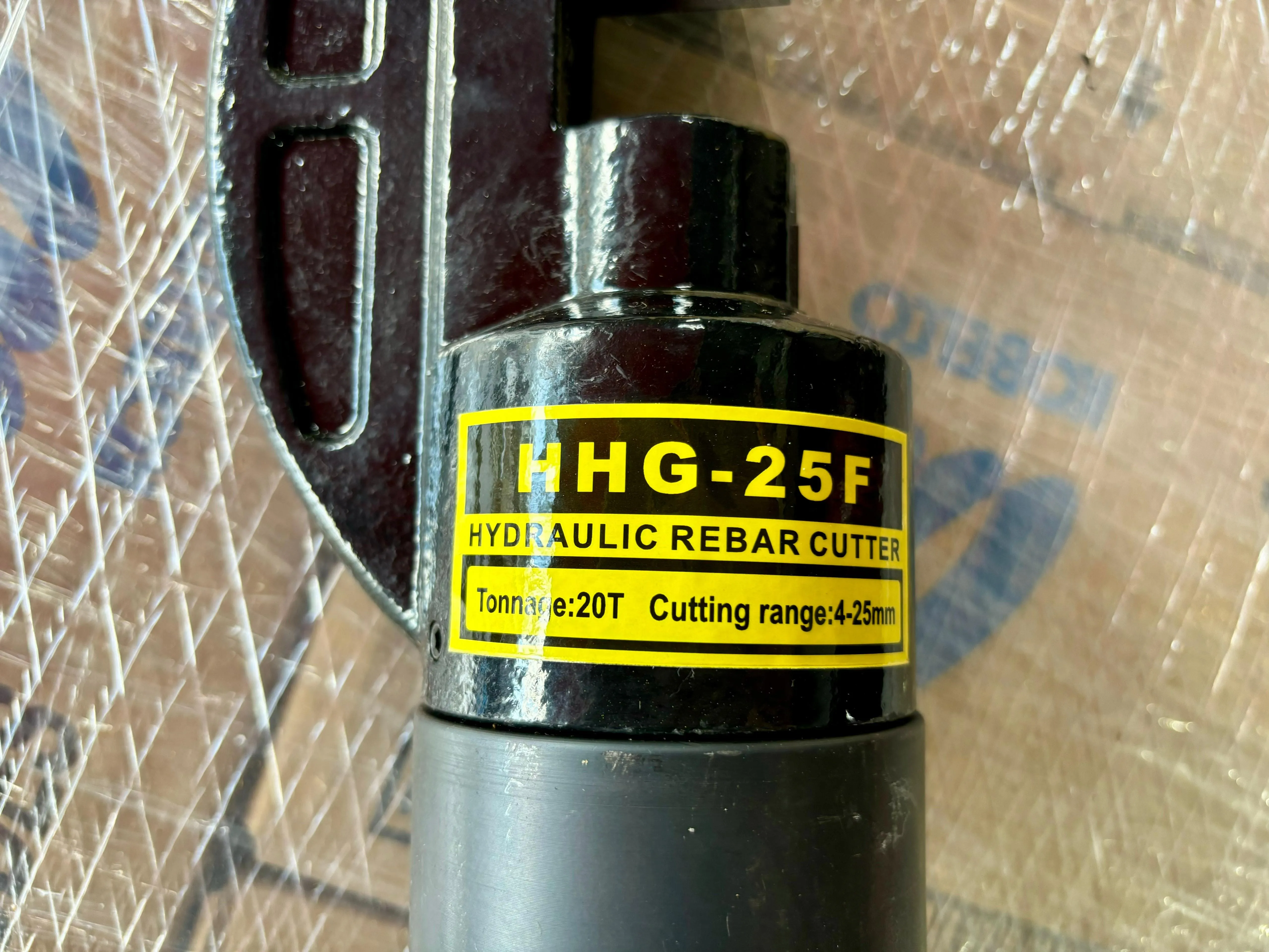 Aiko Hydraulic Rebar Cutter | Model : RBB-HHG-25F