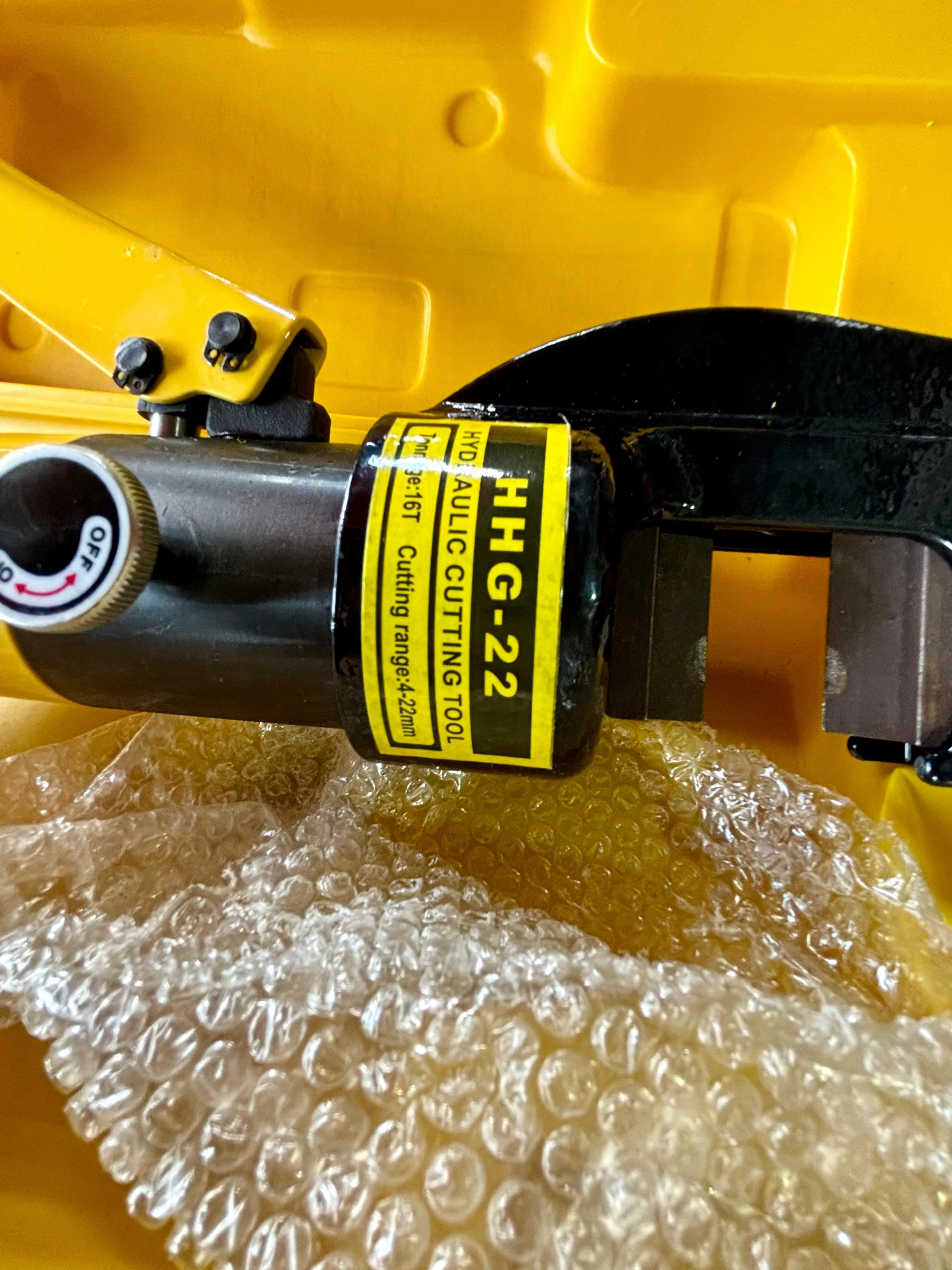 Aiko Manual Hydraulic Rebar Cutter | Model : RBB-HHG-22