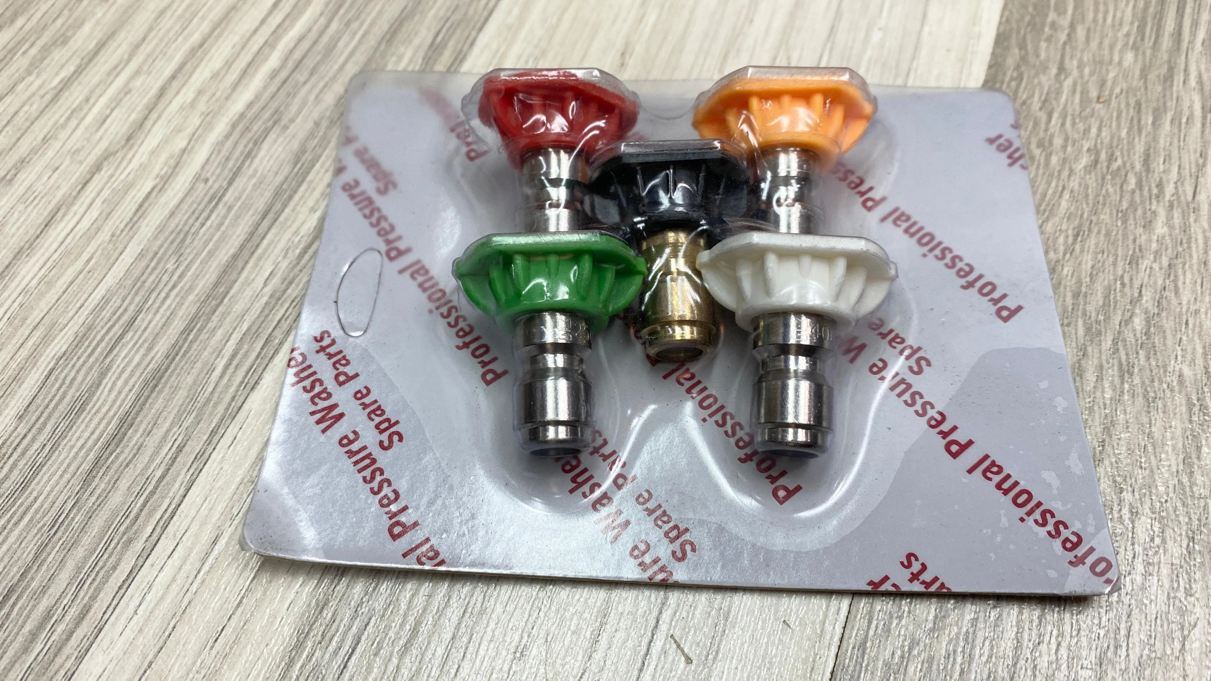 Aiko Pressure Gun G-05 Long with 5 Pcs Colour Nozzle Back Coupling | Model : PWG-G05