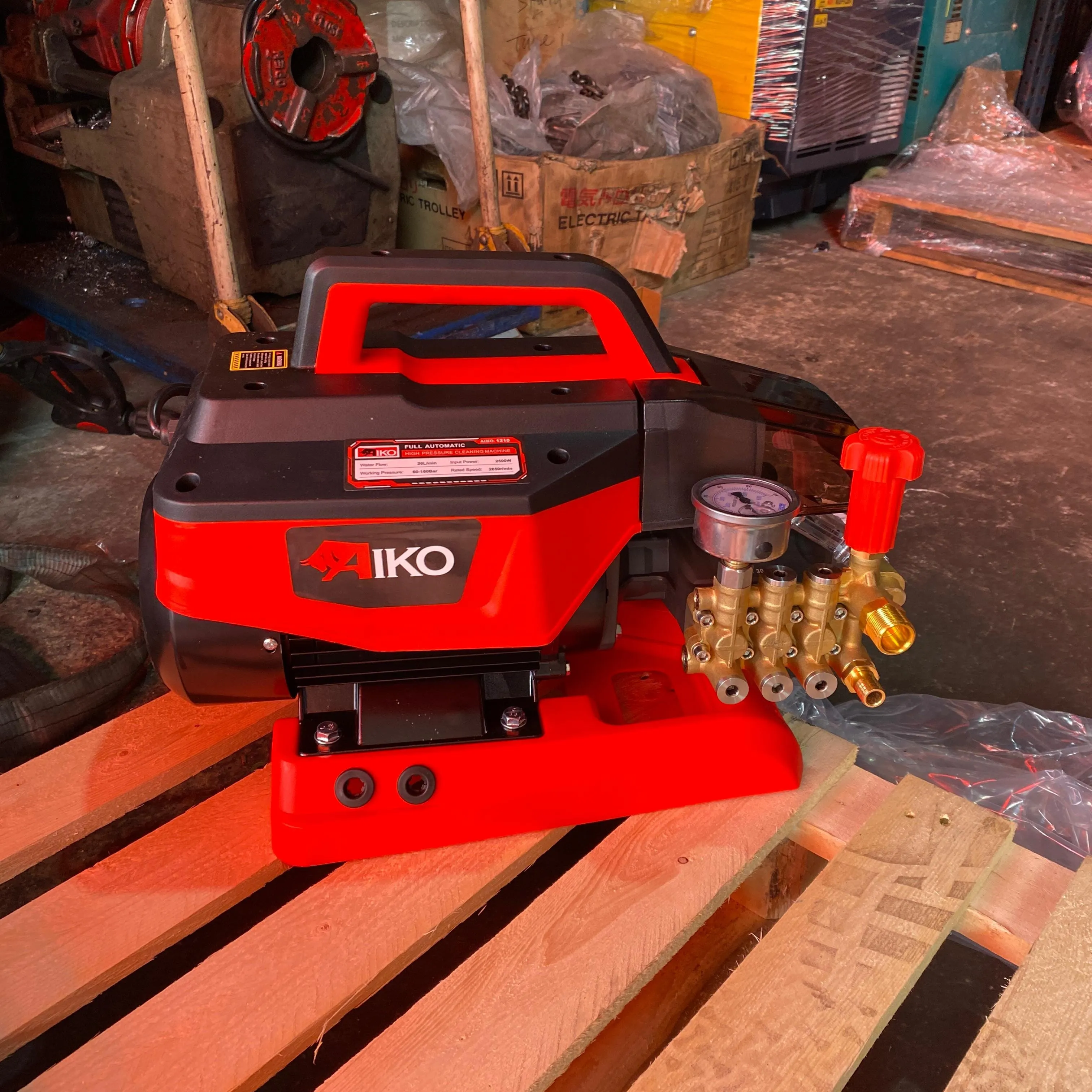 Aiko Pressure Washer 2.5KW 220V C/W 10M Hose &amp; Gun | Model: HPW-1210