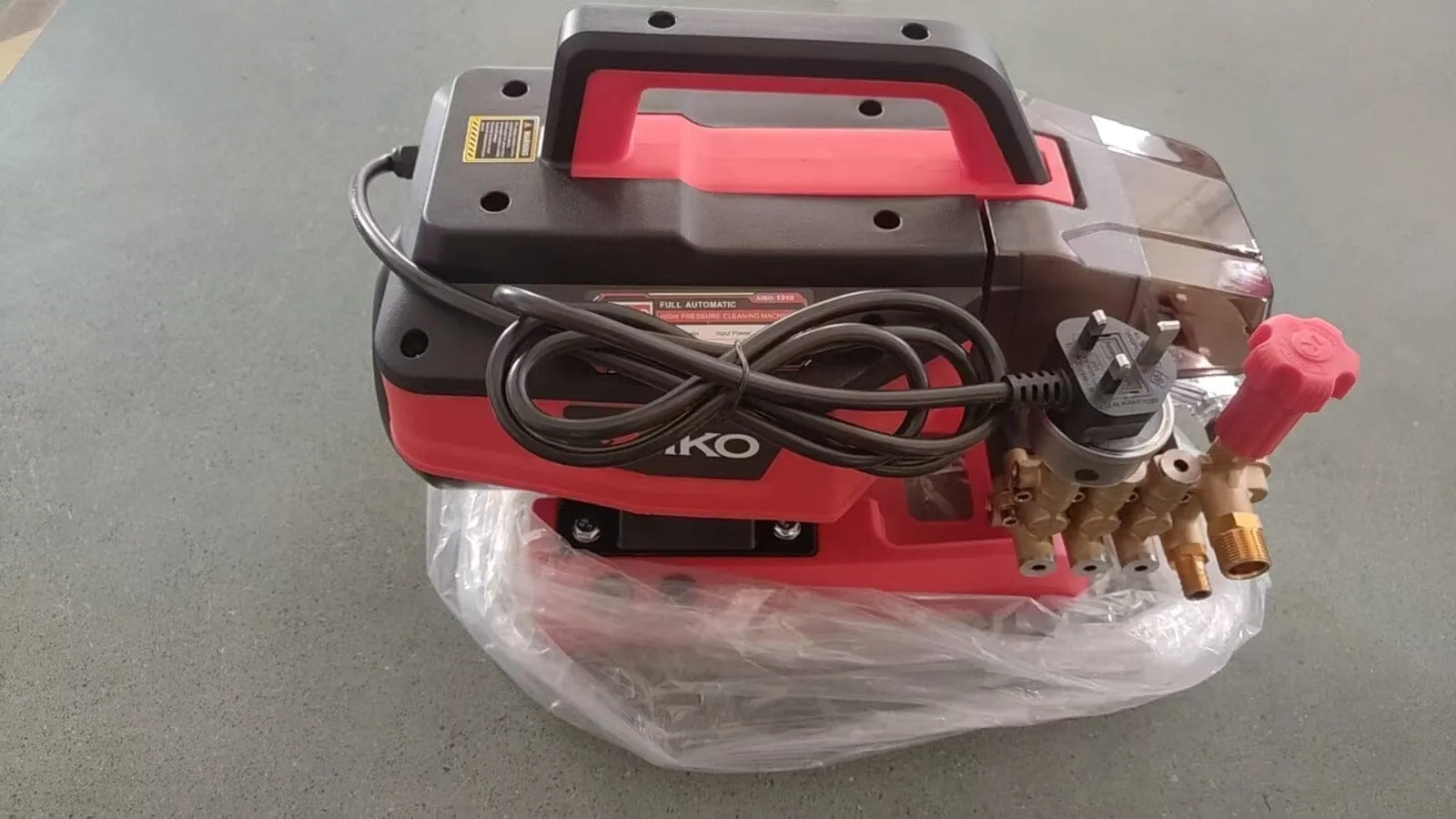 Aiko Pressure Washer 2.5KW 220V C/W 10M Hose &amp; Gun | Model: HPW-1210