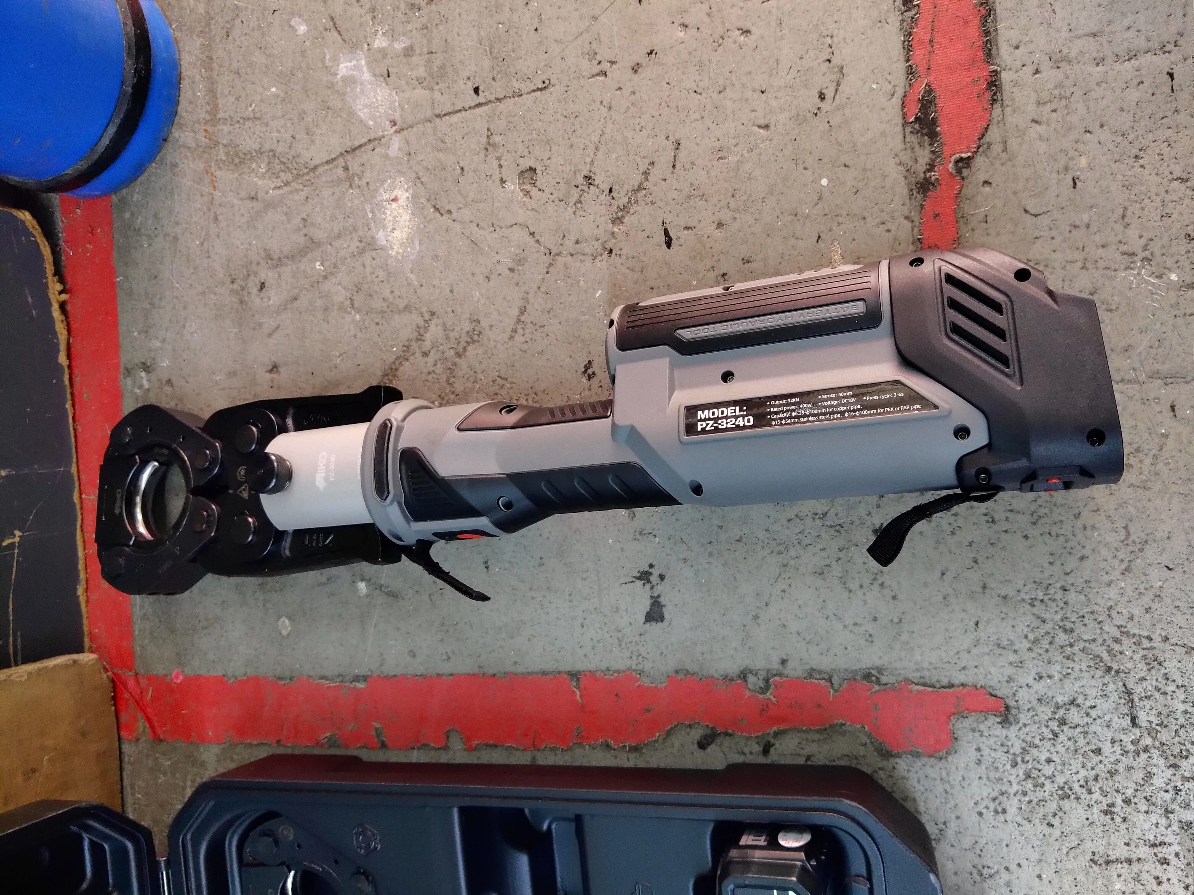 Aiko PZ-3240 Stainless Steel Pipe Crimping Tool Clamper M Type Jaw Battery 18V | Model: PZ-3240 JAW