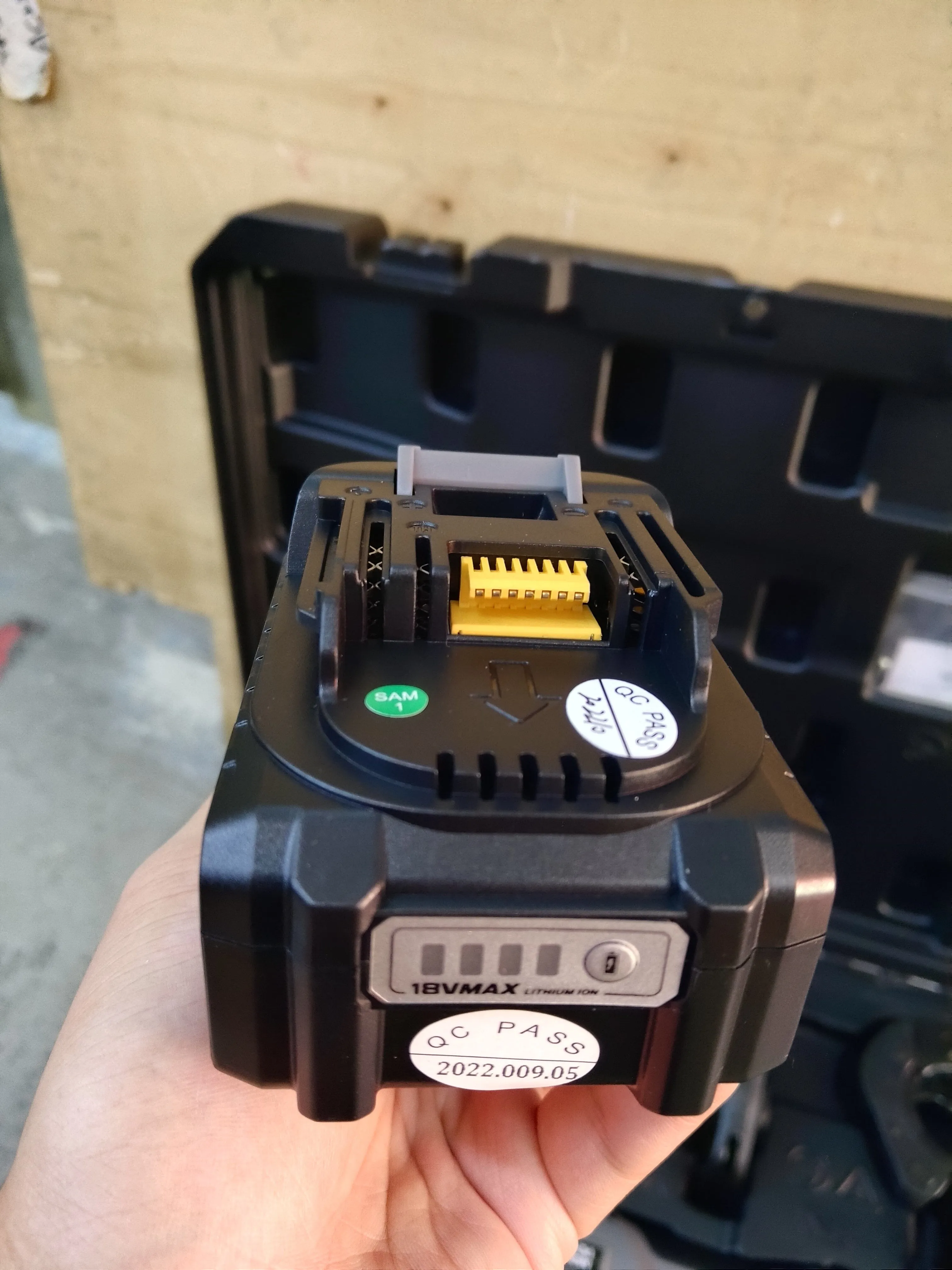 Aiko PZ-3240 Stainless Steel Pipe Crimping Tool Clamper M Type Jaw Battery 18V | Model: PZ-3240 JAW
