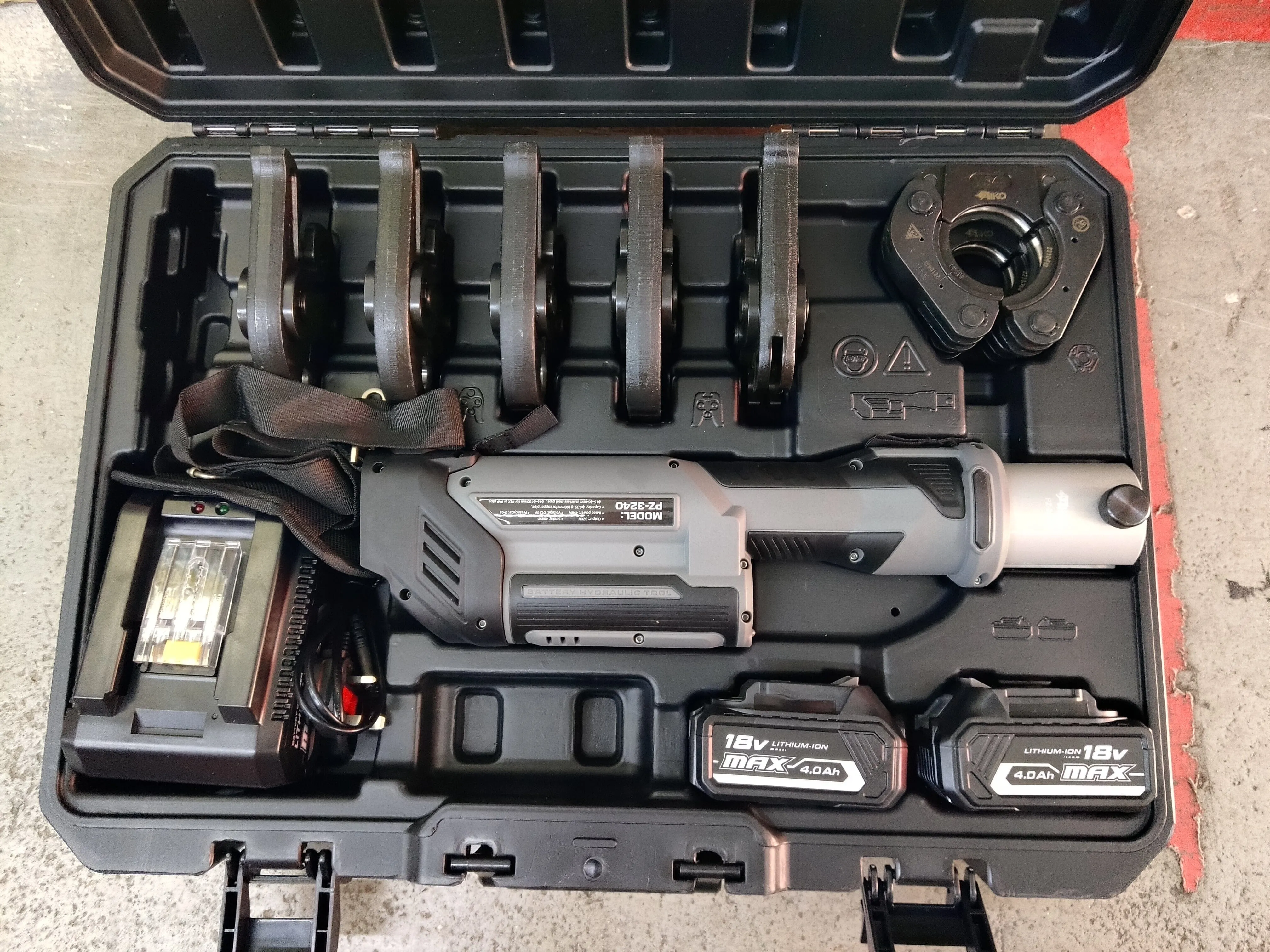 Aiko PZ-3240 Stainless Steel Pipe Crimping Tool Clamper M Type Jaw Battery 18V | Model: PZ-3240 JAW