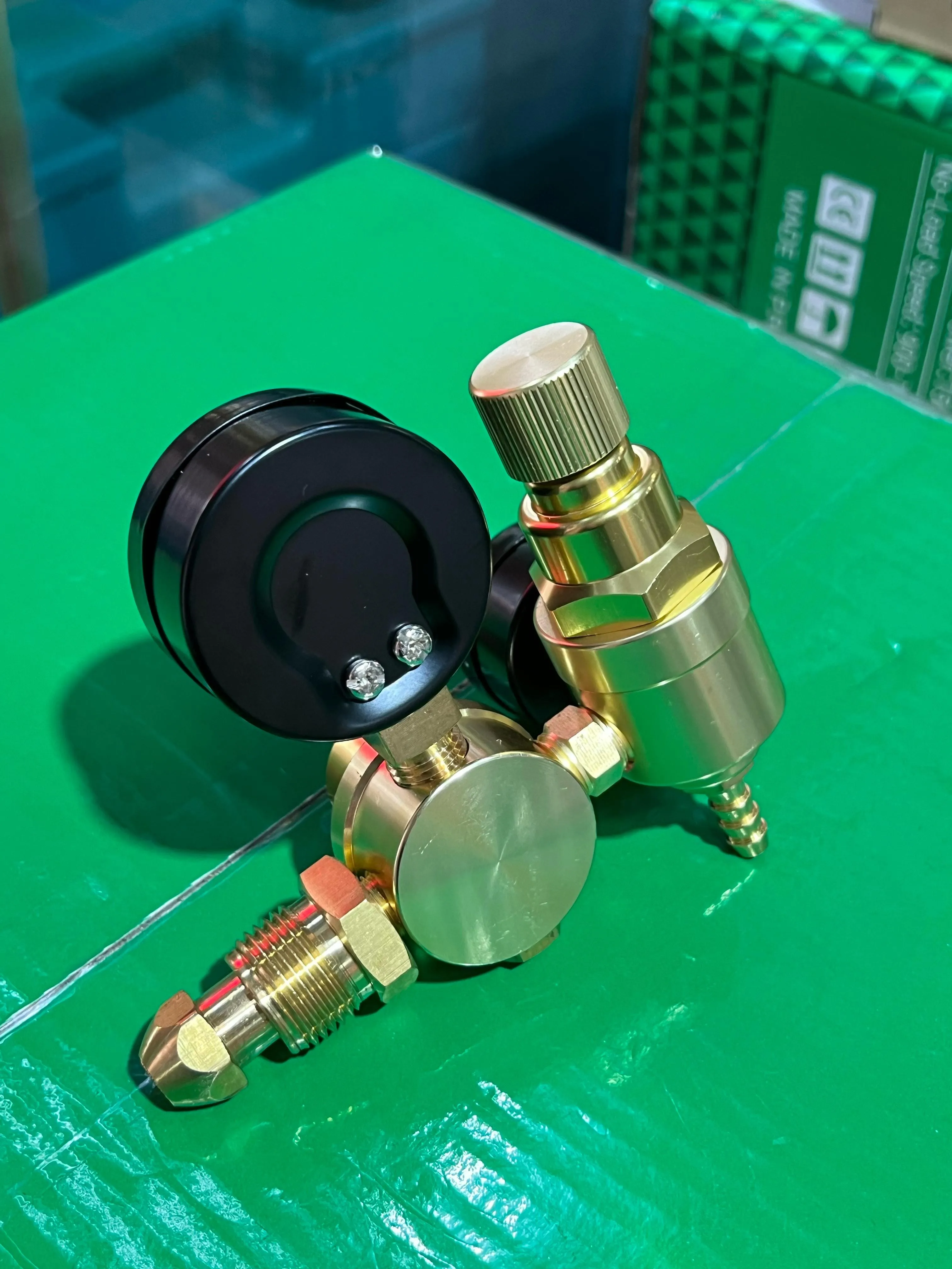 Aiko Safe Gas Argon Regulator AR | Model: REG-YM-AR-115