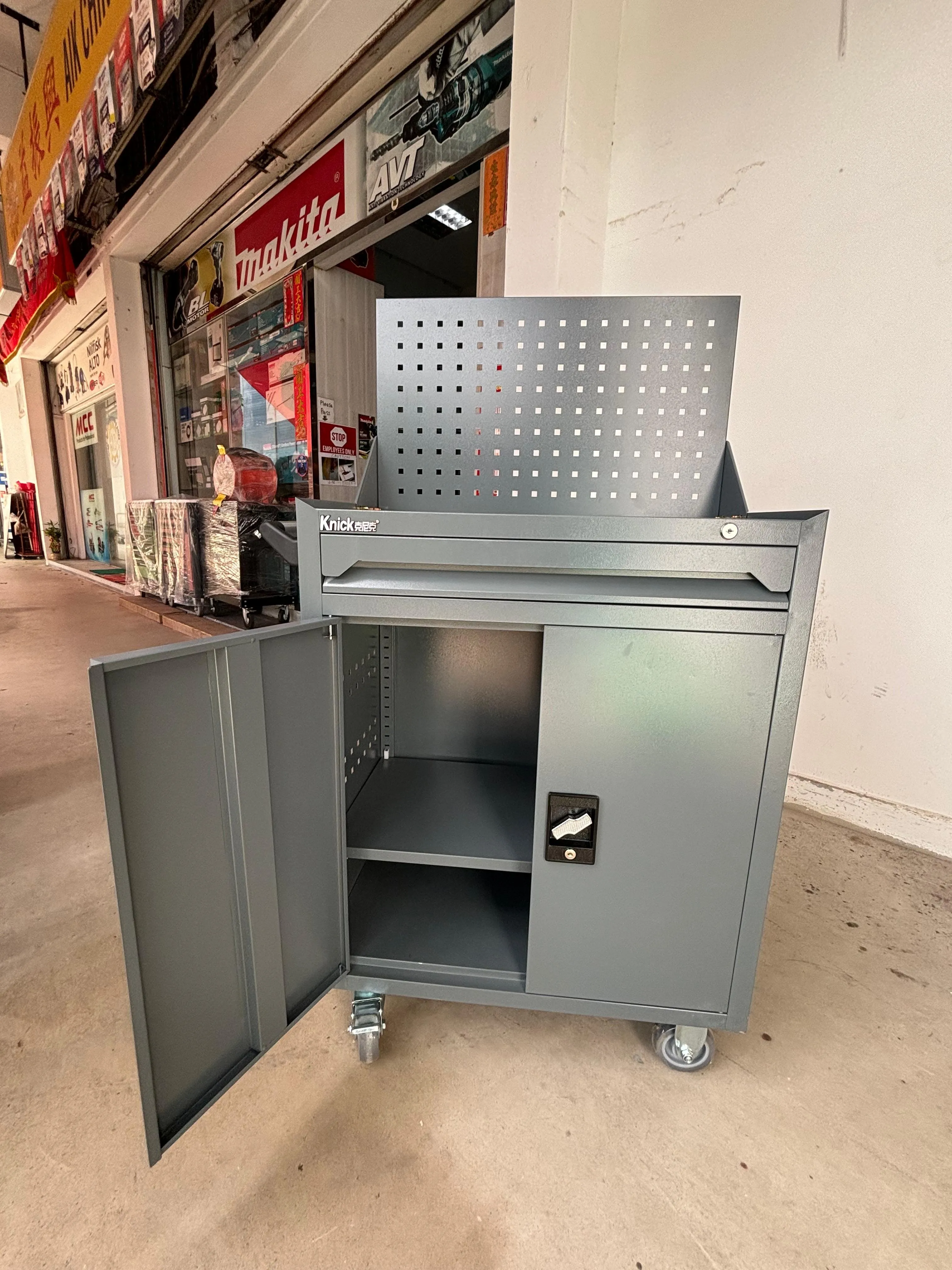 Aiko Tools Trolley with 1 Drawer and Tool Panel - Empty | Model : TB-XG-1D-TRL