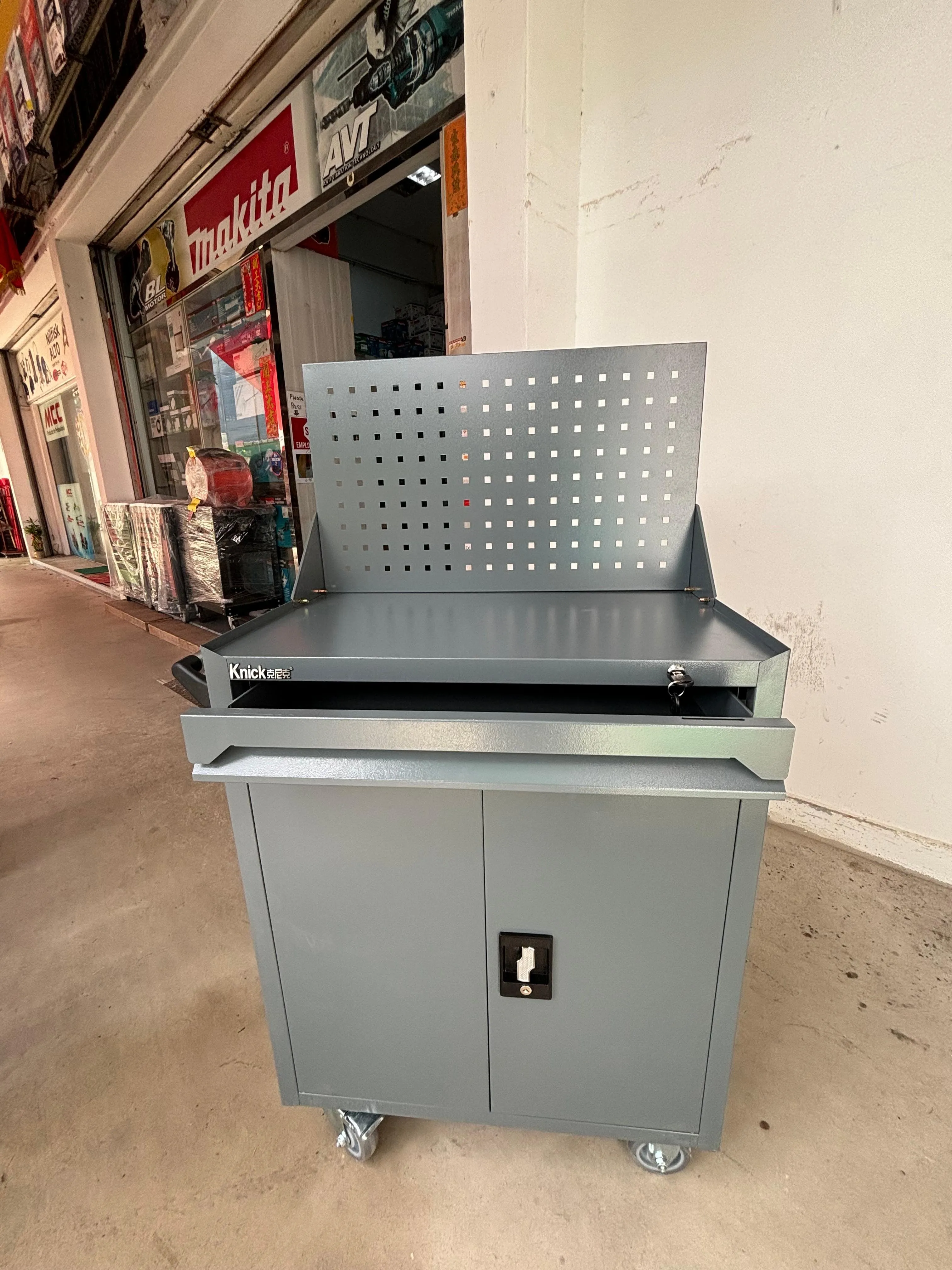 Aiko Tools Trolley with 1 Drawer and Tool Panel - Empty | Model : TB-XG-1D-TRL