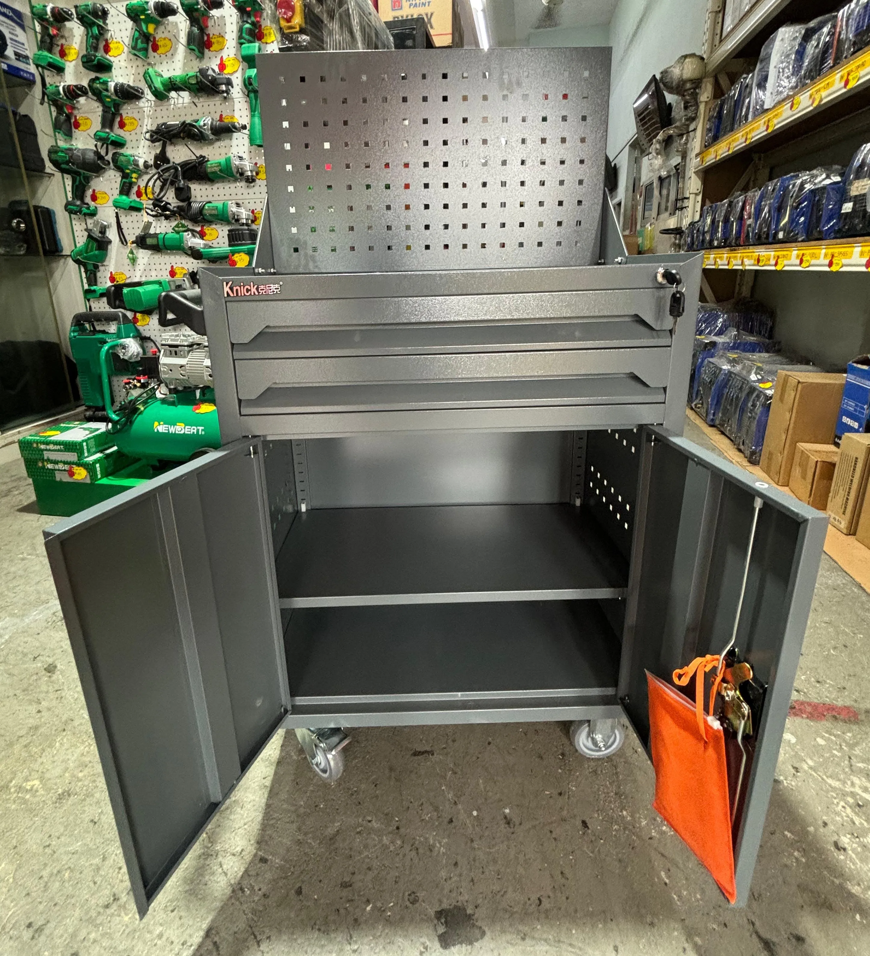 Aiko Tools Trolley with 2 Drawer and Tool Panel - Empty | Model : TB-XG-2D-TRL