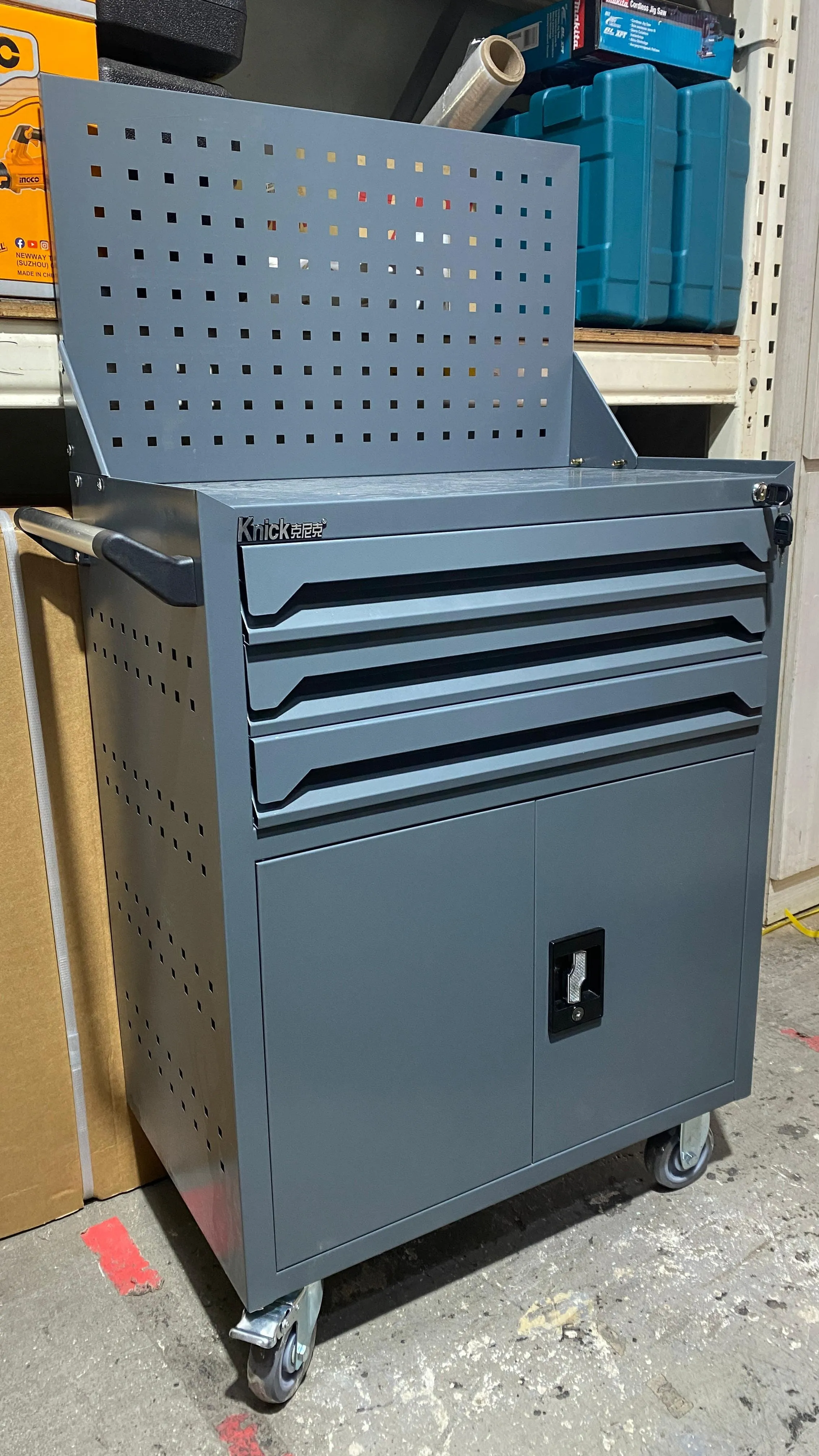 Aiko Tools Trolley with 3 Drawer and Tool Panel - Empty | Model : TB-XG-3D-TRL