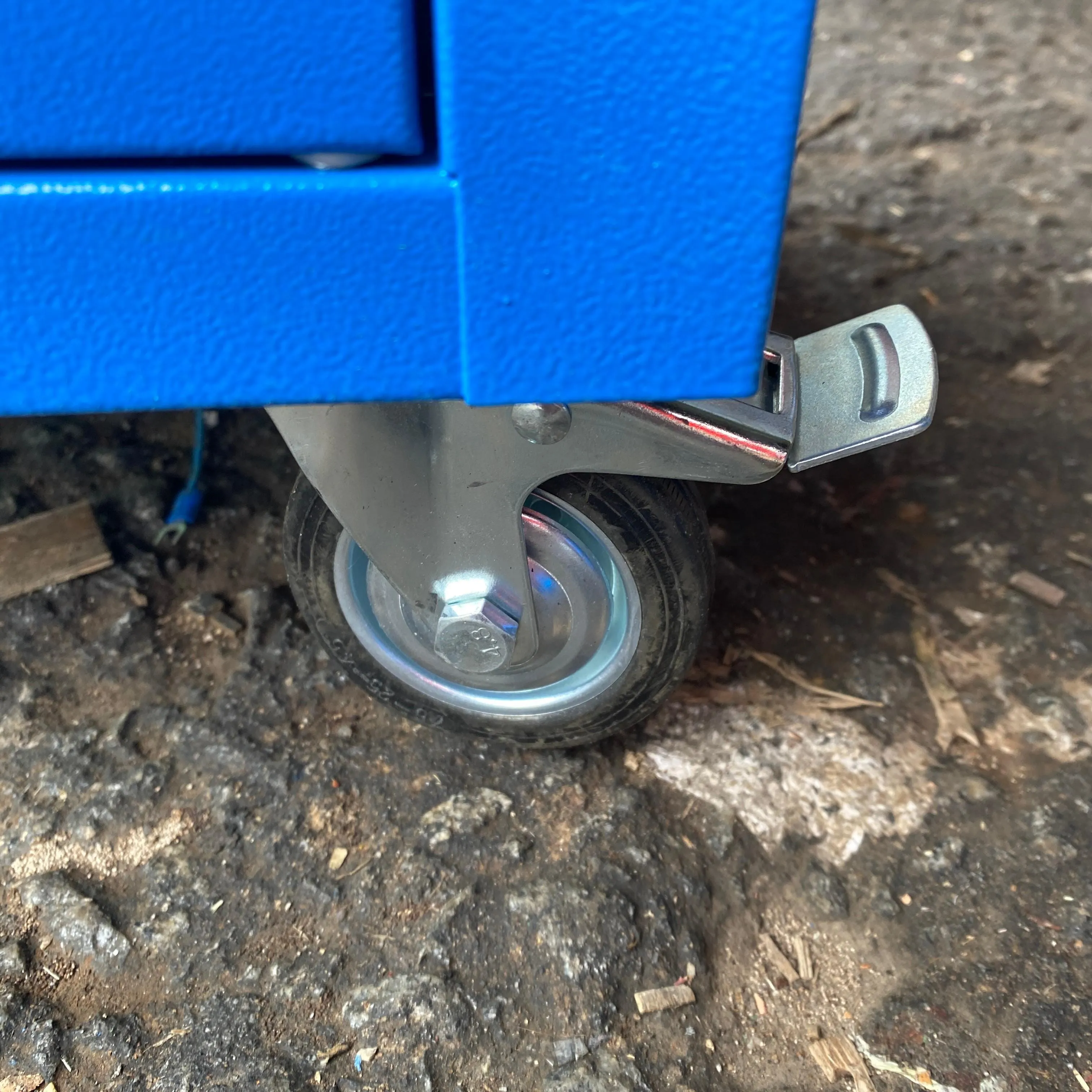 Aiko Tools Trolley with Wheel 810*630*400mm - Empty | Model : TB-XG-110-TRL