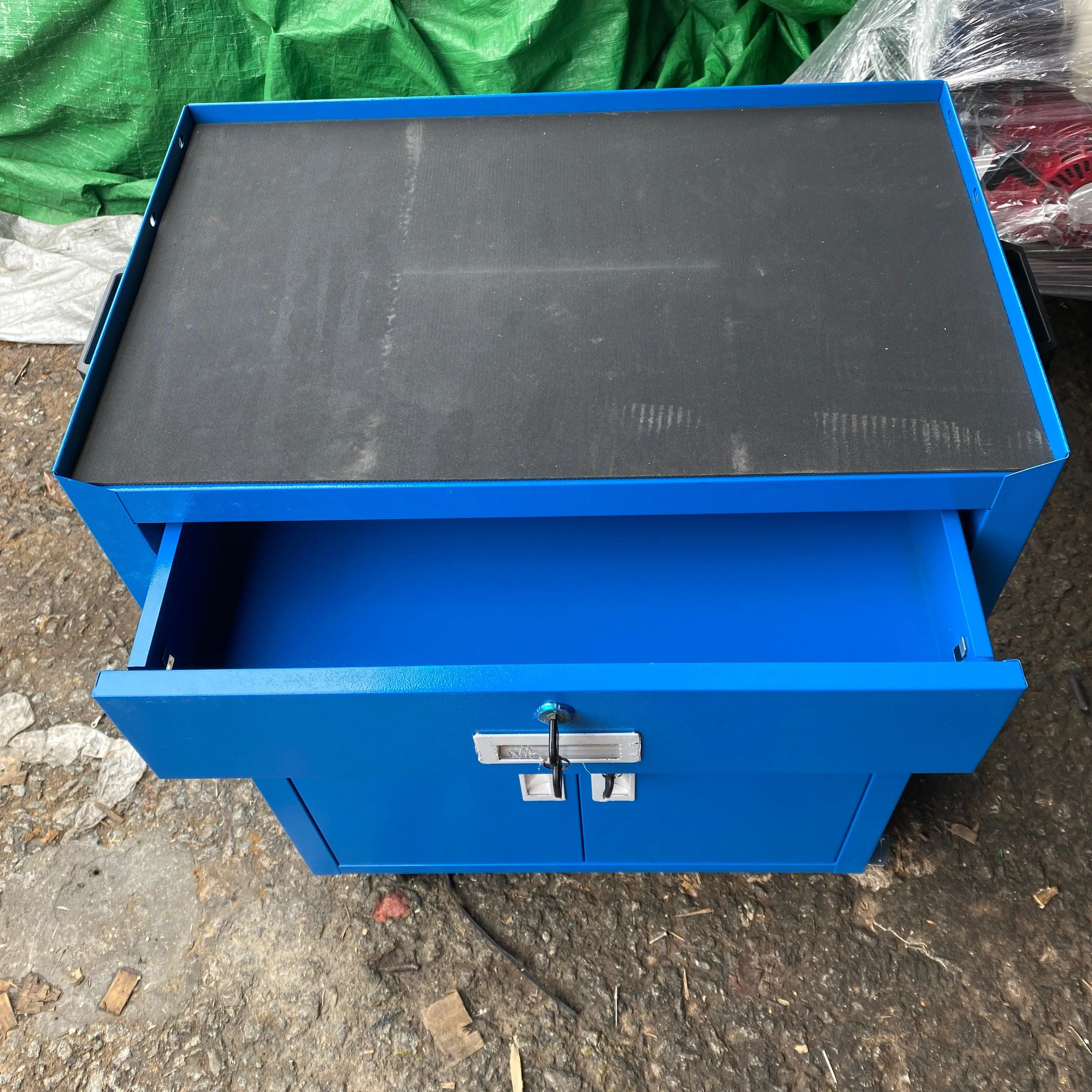 Aiko Tools Trolley with Wheel 810*630*400mm - Empty | Model : TB-XG-110-TRL