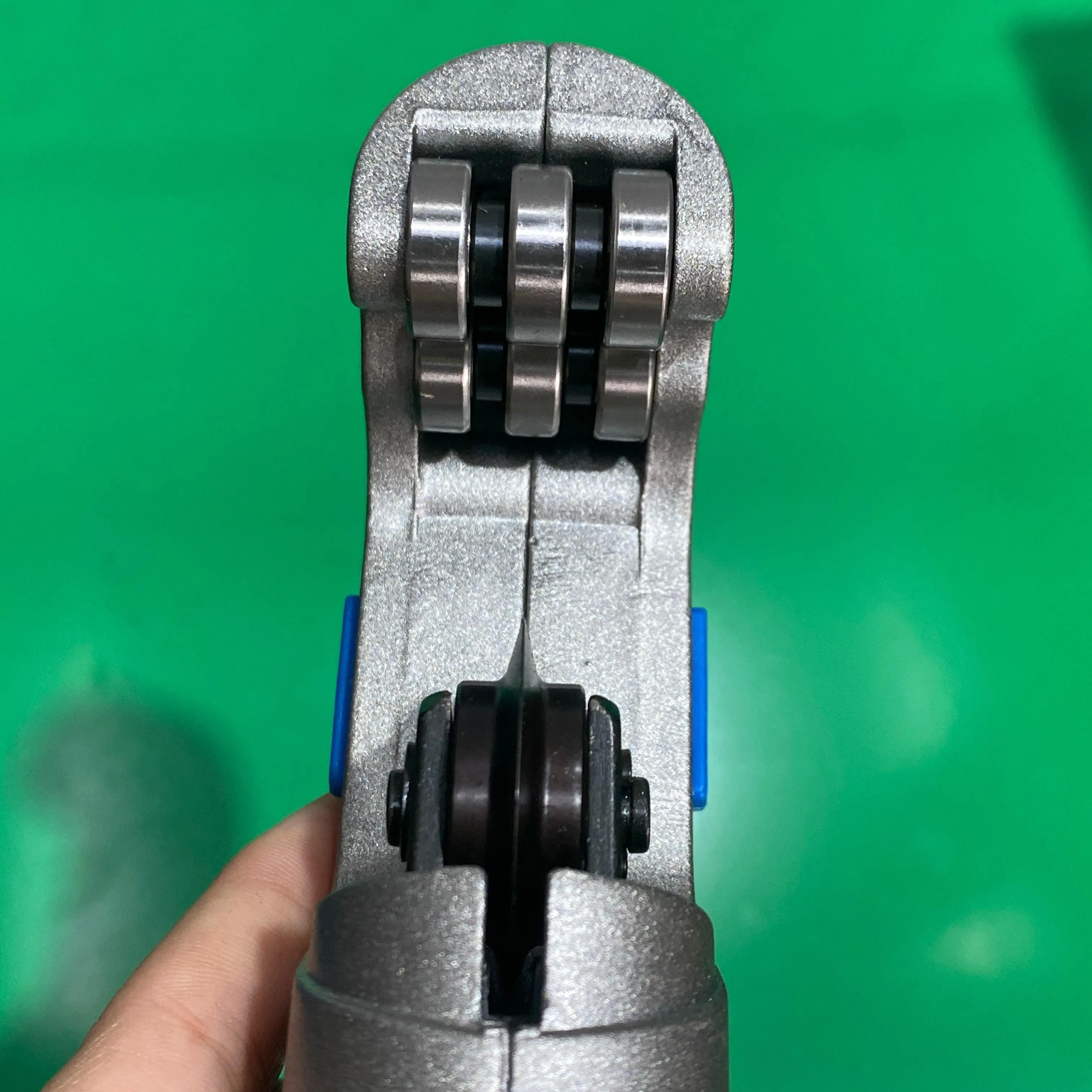 Aiko Tube Flaring and Cutting Tool - Cutter 6-19mm (1/4-3/4) #CT-809 | Model:TC-CT809