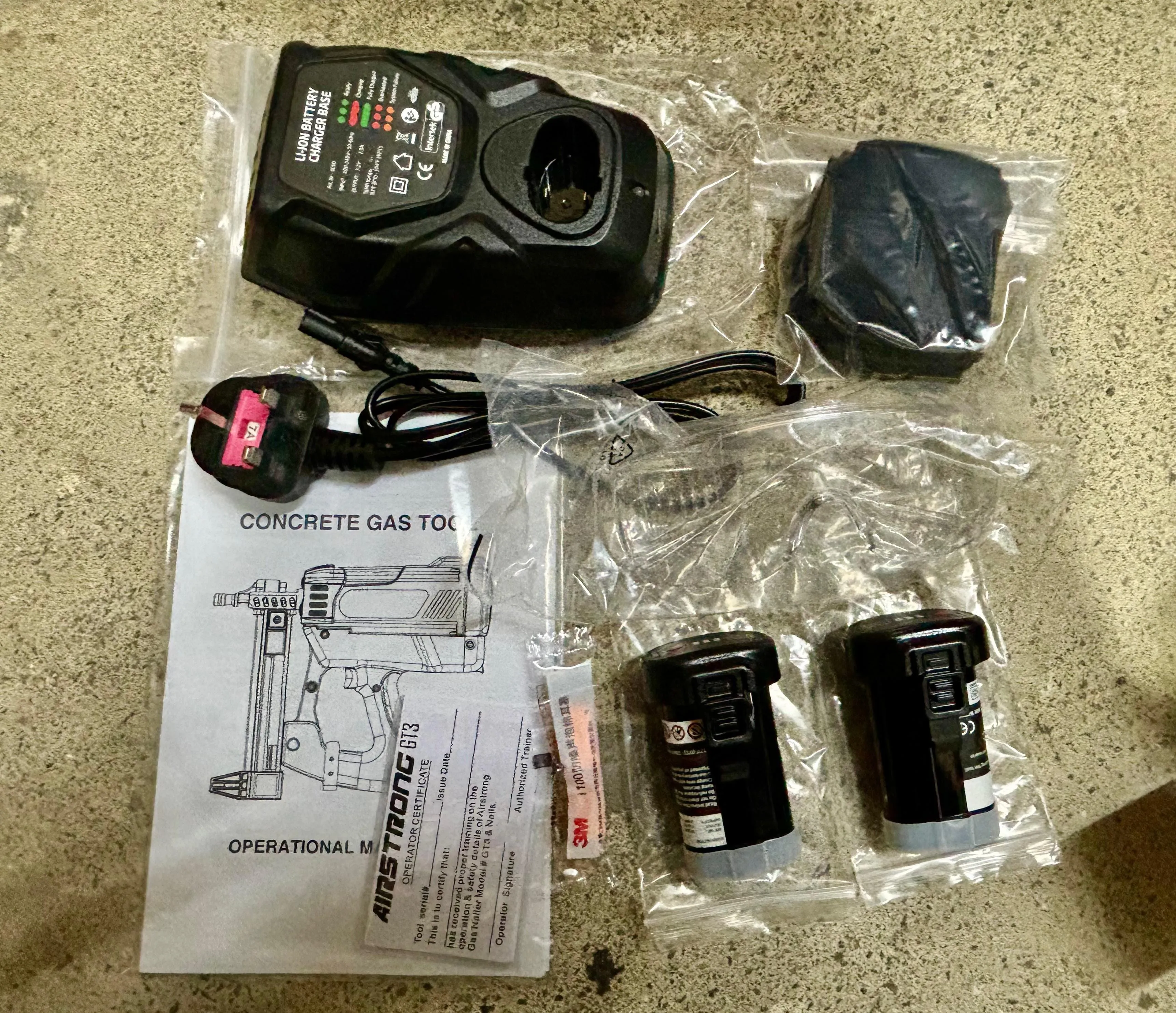 Airstrong Concrete Gas Nail Gun (Nailer/Gas Actuates Tools) #GT3 | Model : GS-GT3