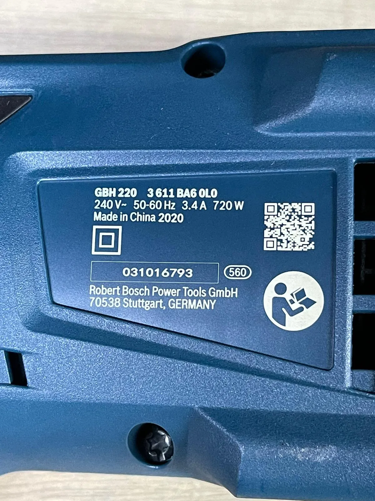 Bosch GBH220 Rotary Hammer with SDS Plus. 3in1 Mode. 720W. 2000rpm. 2.3kg. 240V | Model : B-GBH220