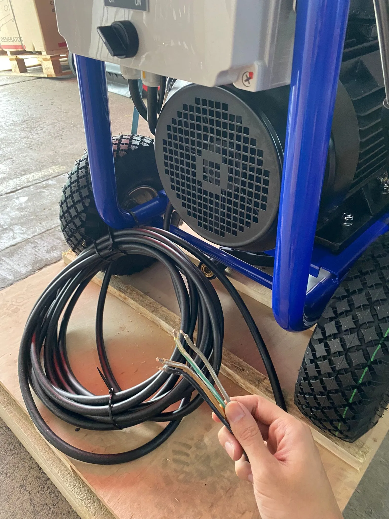 Densin C250E Electric Powered Heavy Duty Cold Water High - Pressure Cleaner | Model : C250E