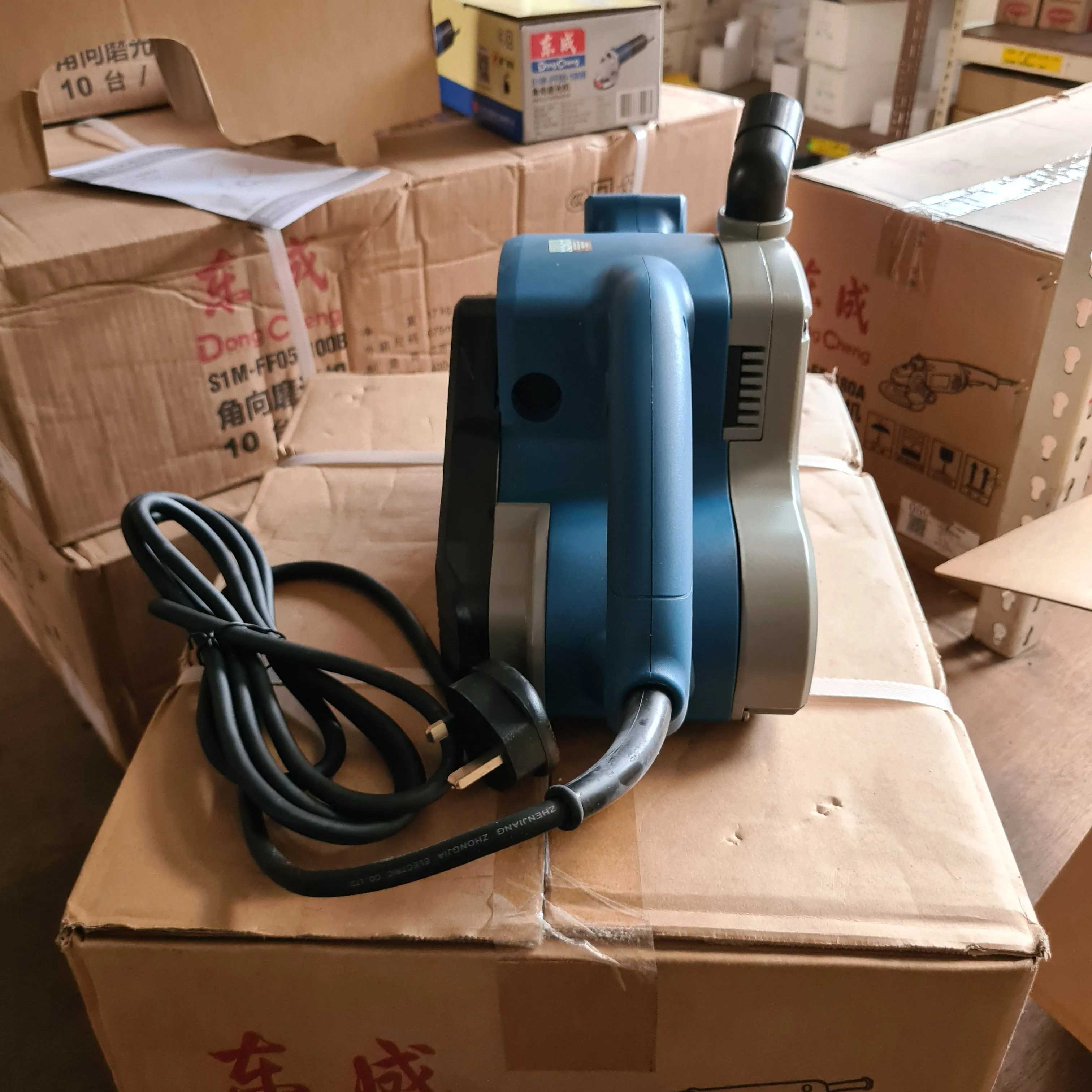 Dong Cheng 100X610 Belt Sander (NO WARRANTY) | Model : D-DST610