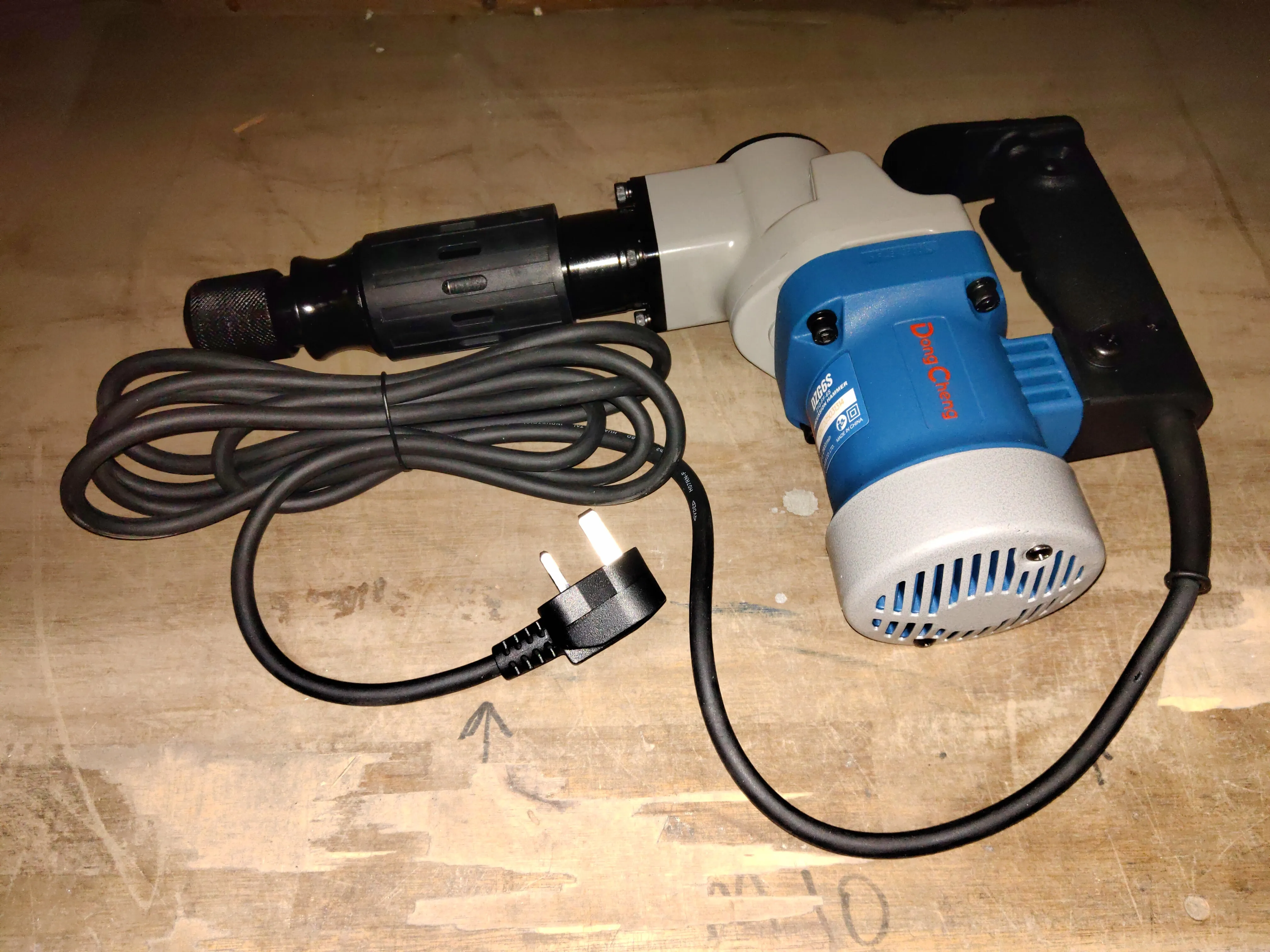 DONG CHENG 1050W Demolition Hammer with motor (Bullpoint) (NO WARRANTY  | Model : D-DZG6S