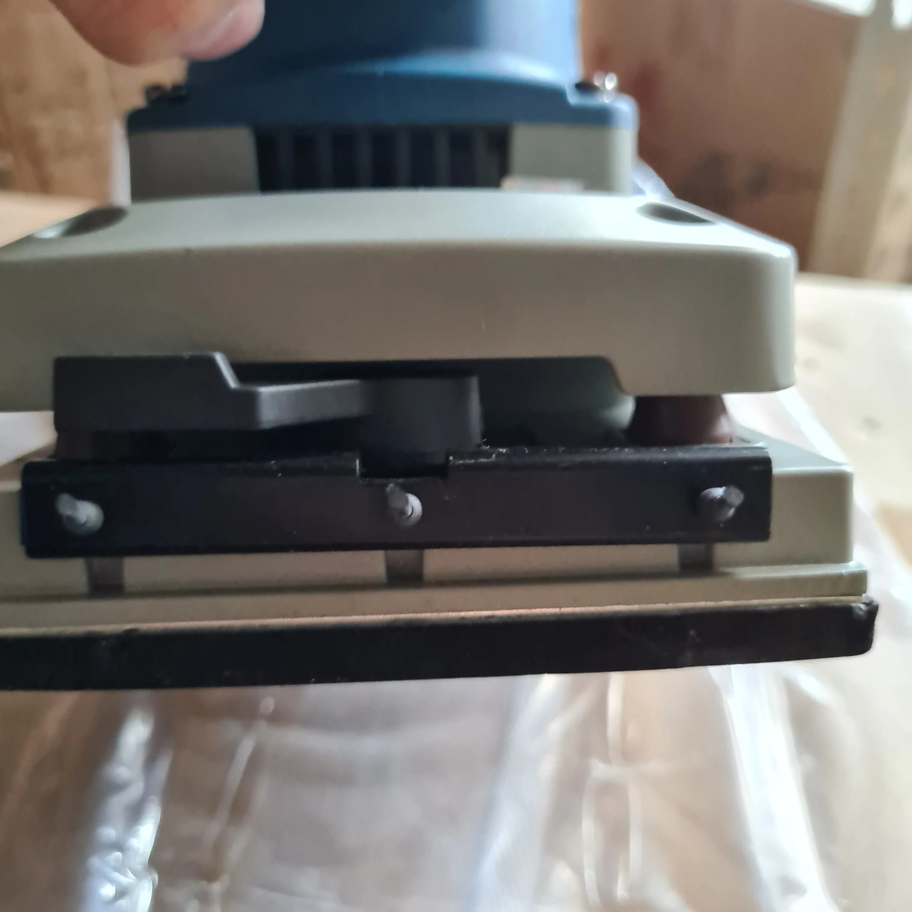 Dong Cheng 330W Orbital Sander DSB234  (NO WARRANTY) | Model : D-DSB234