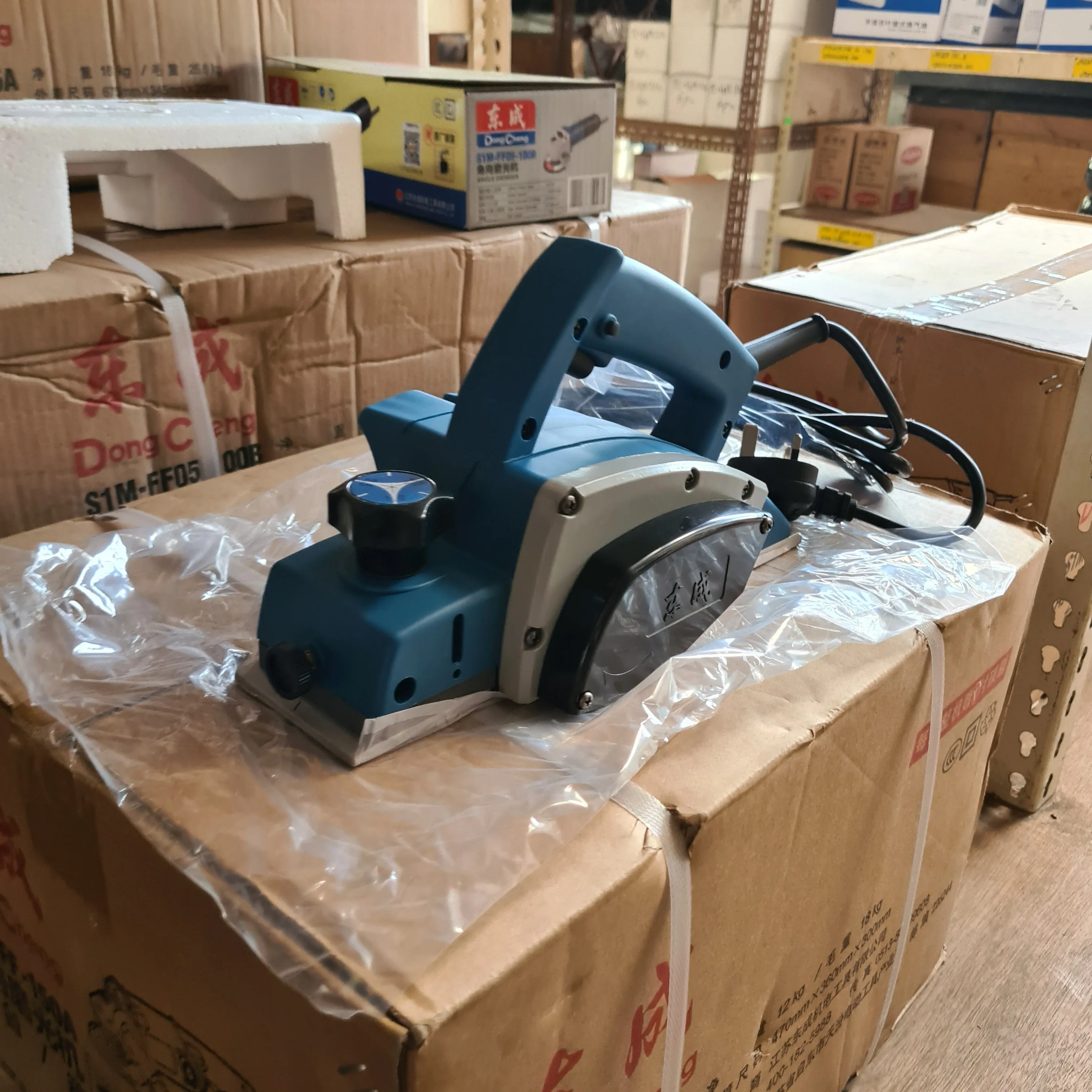 Dong Cheng 82mm Electric Planer (NO WARRANTY) | Model : D-DMB82