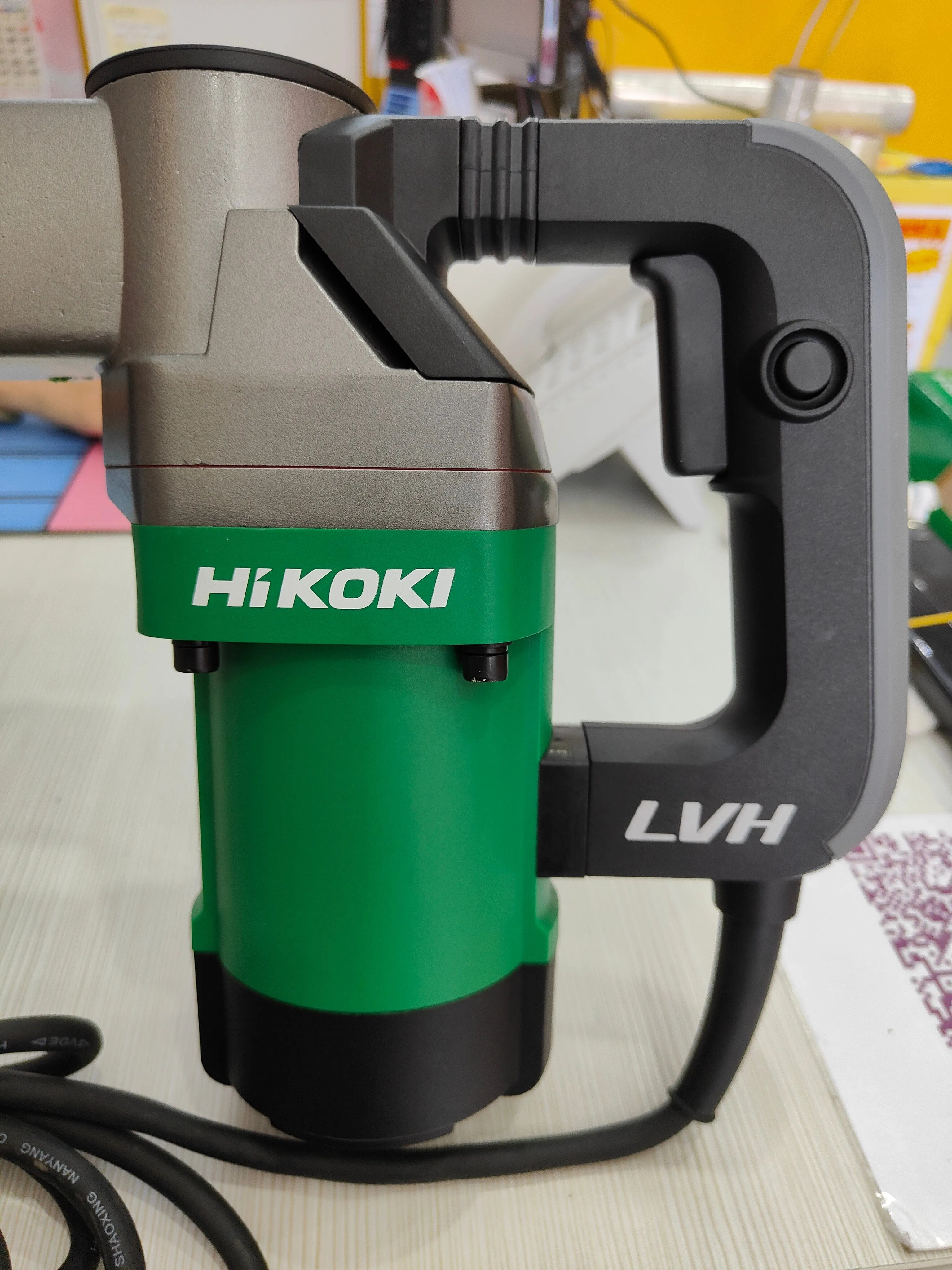 Hikoki 1.010W Demolition Hammer | Model : H41SST