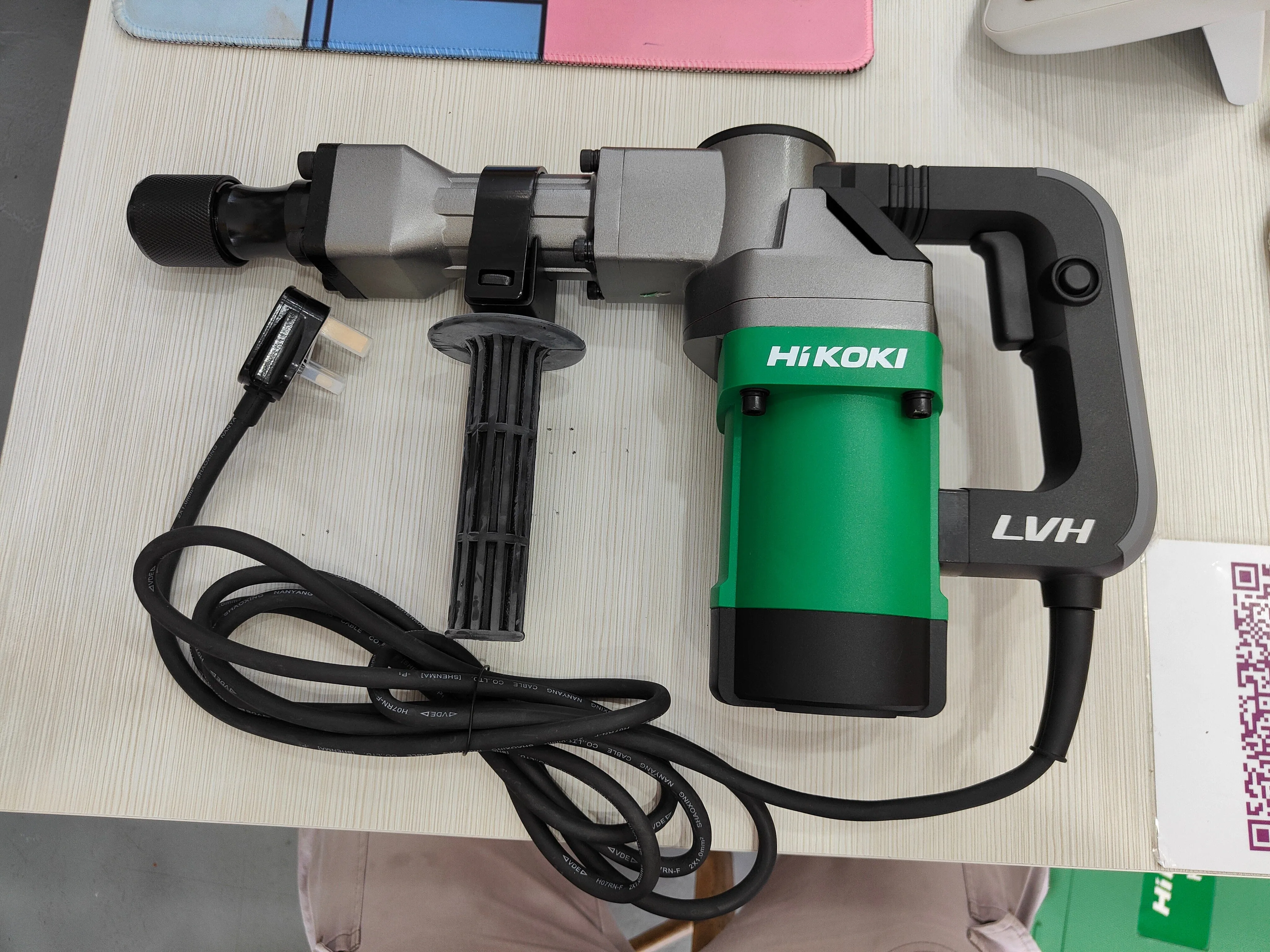 Hikoki 1.010W Demolition Hammer | Model : H41SST