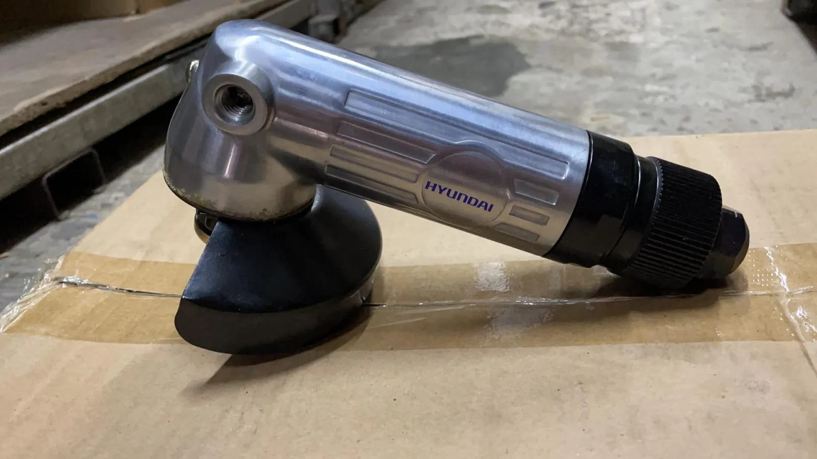 Hyundai WFG-1219 4 Air Angle Grinder | Model : AT-WFG-1219