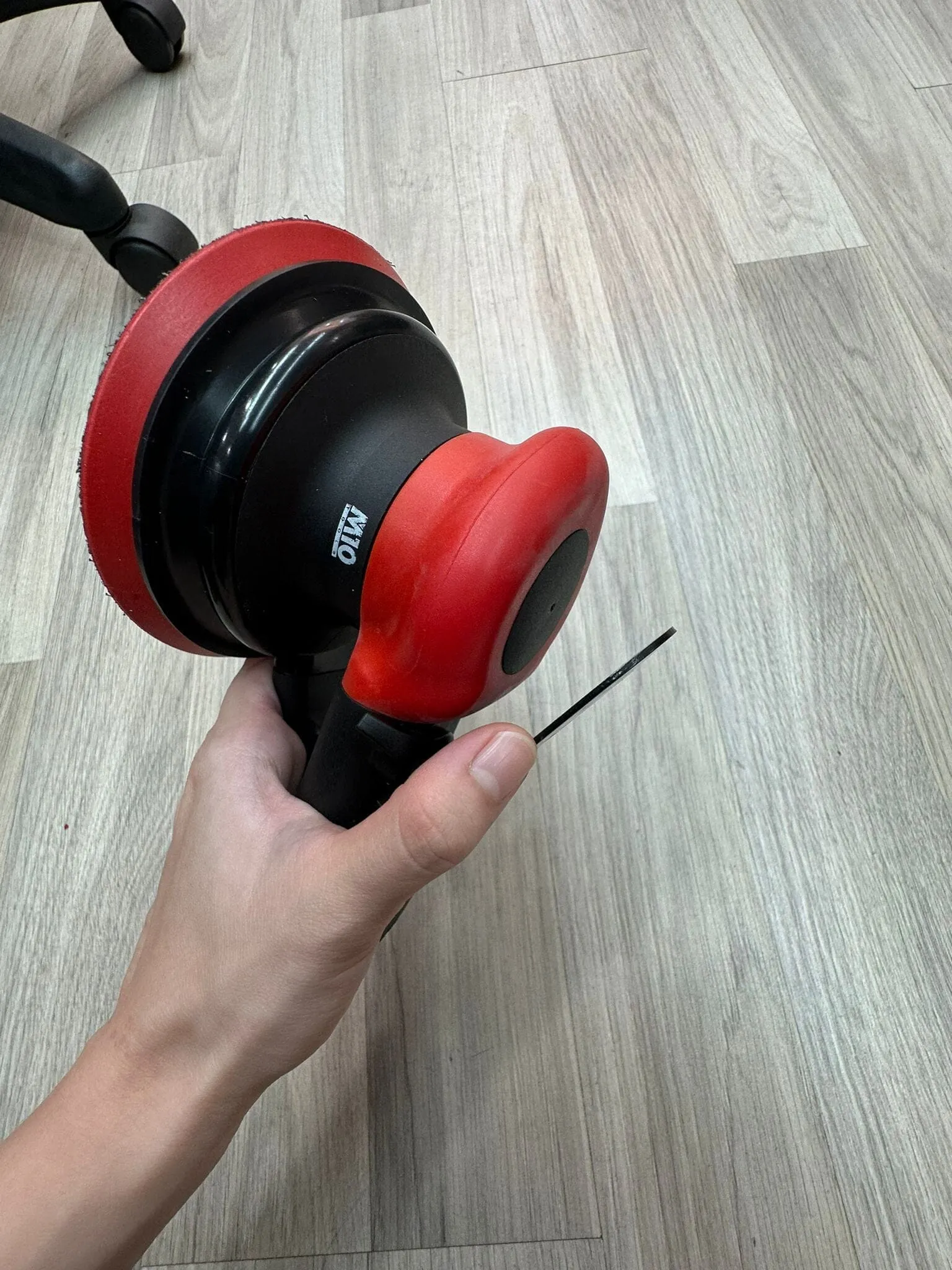 M10 021-058-22 Air Sander Random Orbital Sander  (Self-Vacuum) | Model : 021-058-22