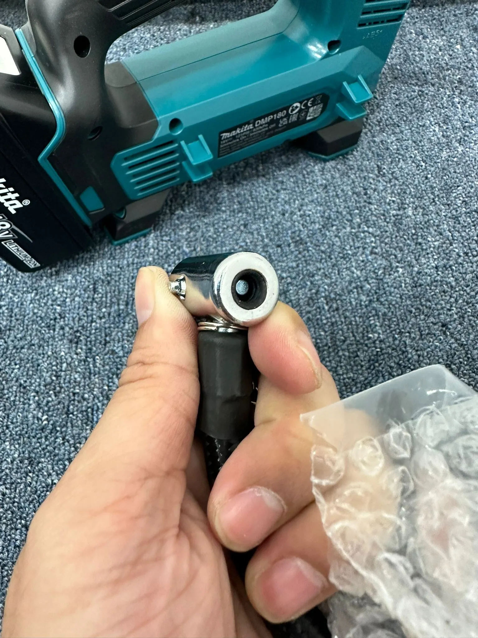 Makita 18V Cordless Combo Kit (Cordless Impact Wrench | DTW300 & Cordless Inflator | DMP180 )| Model : M-DLX2424JX1
