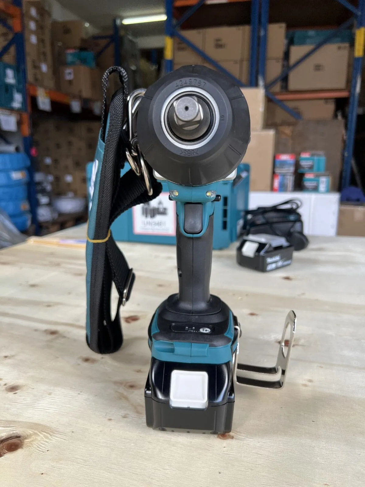 Makita Cordless 1/2 Impact Wrench DTW1002JX2 | Model: M-DTW1002JX2