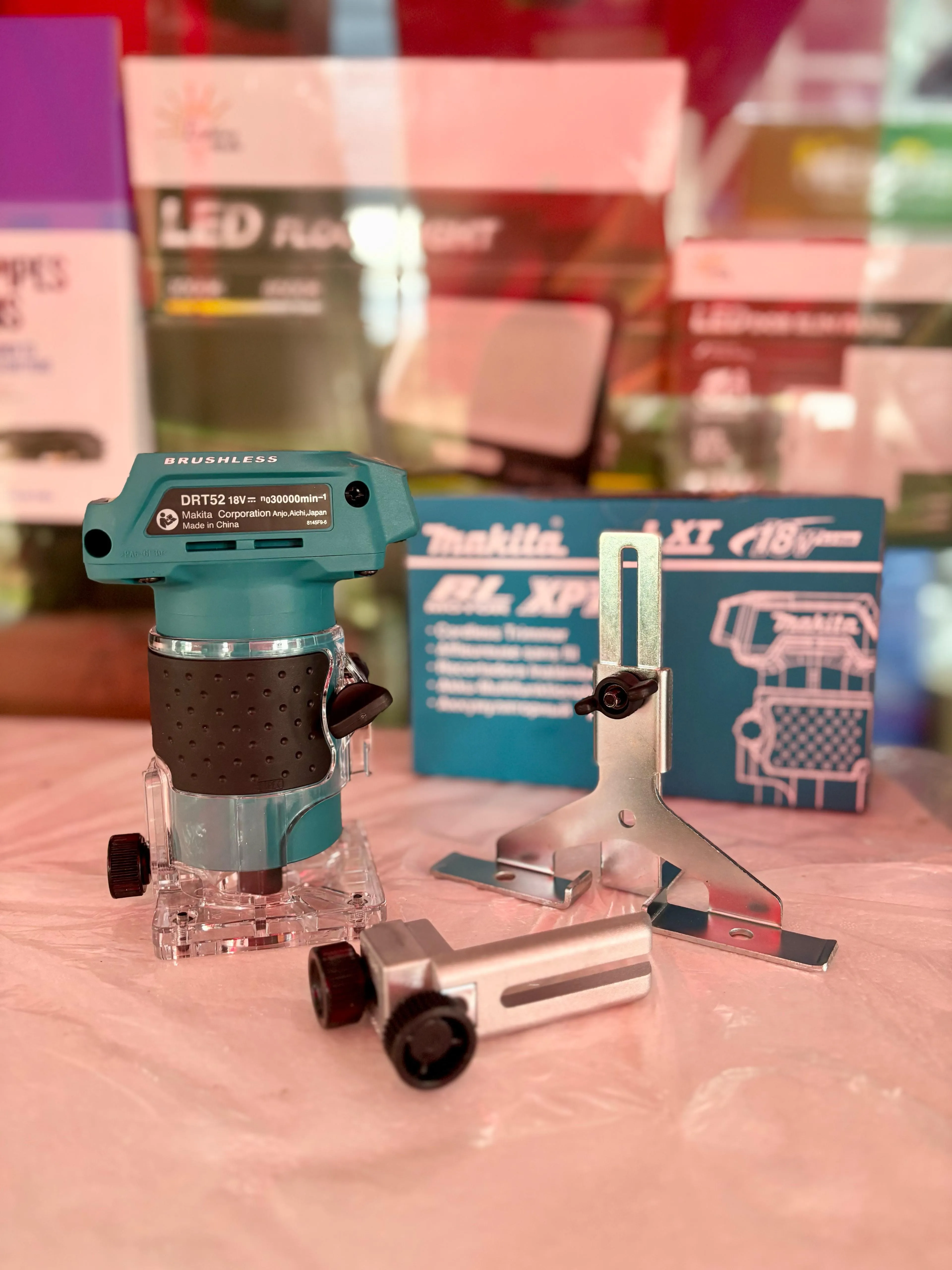 Makita DC Trimmer DRT52Z (18V.Bare Unit) | Model: M-DRT52Z