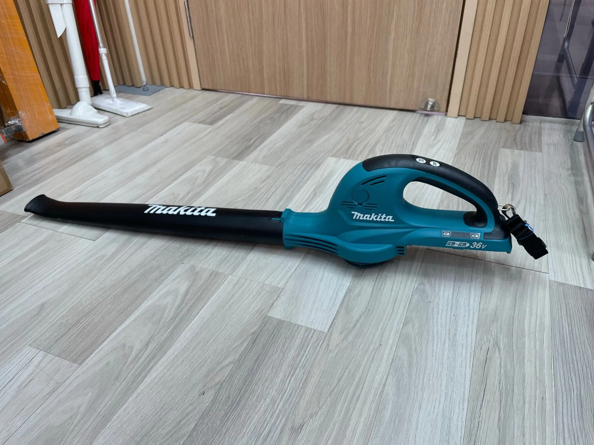 Makita DUB361Z Cordless Blower (Body Unit) | Model: M-DUB361Z (OFFER VALID WHILE STOCK LAST)