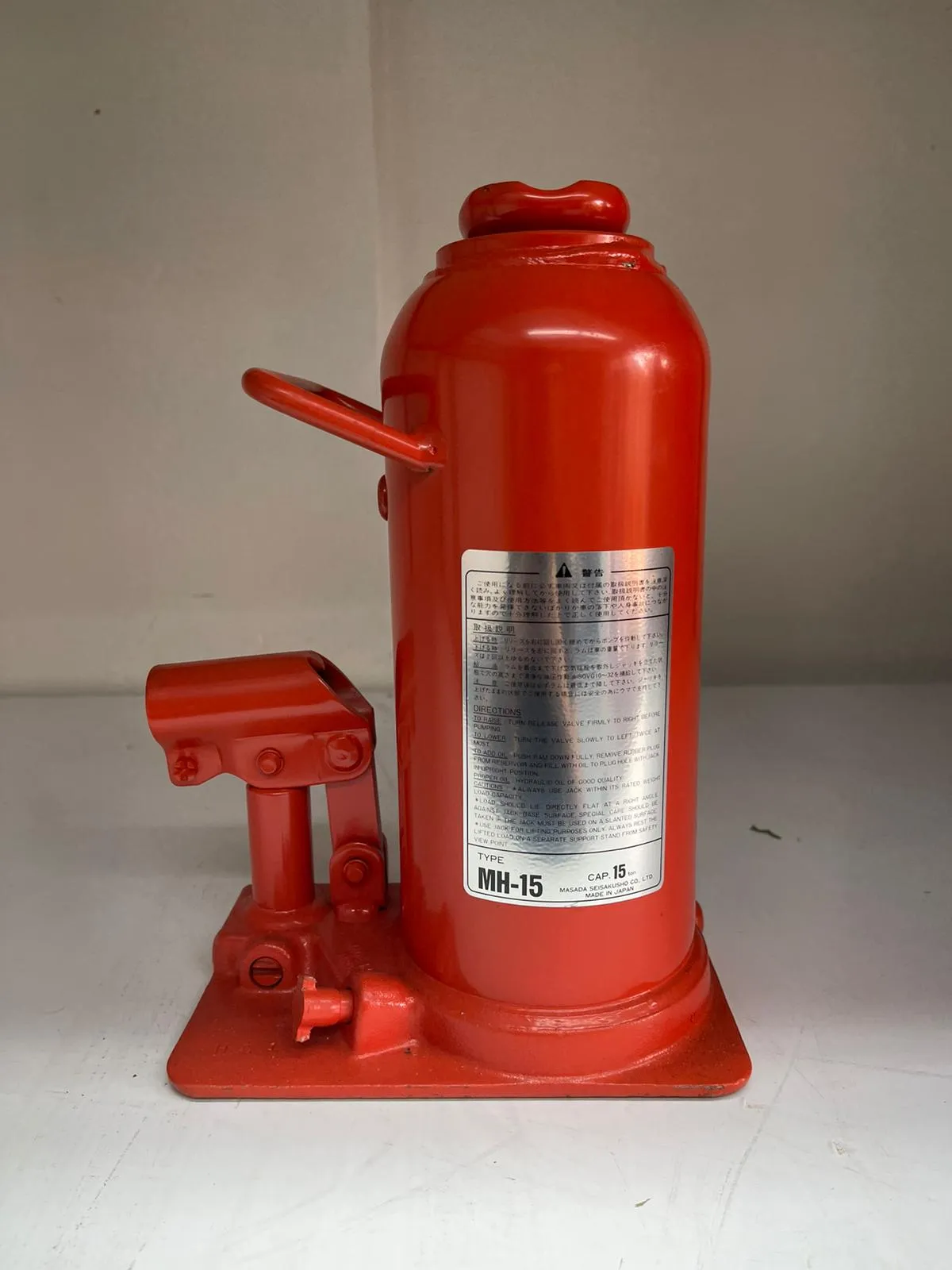 Masada 15 Ton Hydraulic bottle Jack | Model : BJ-MH15