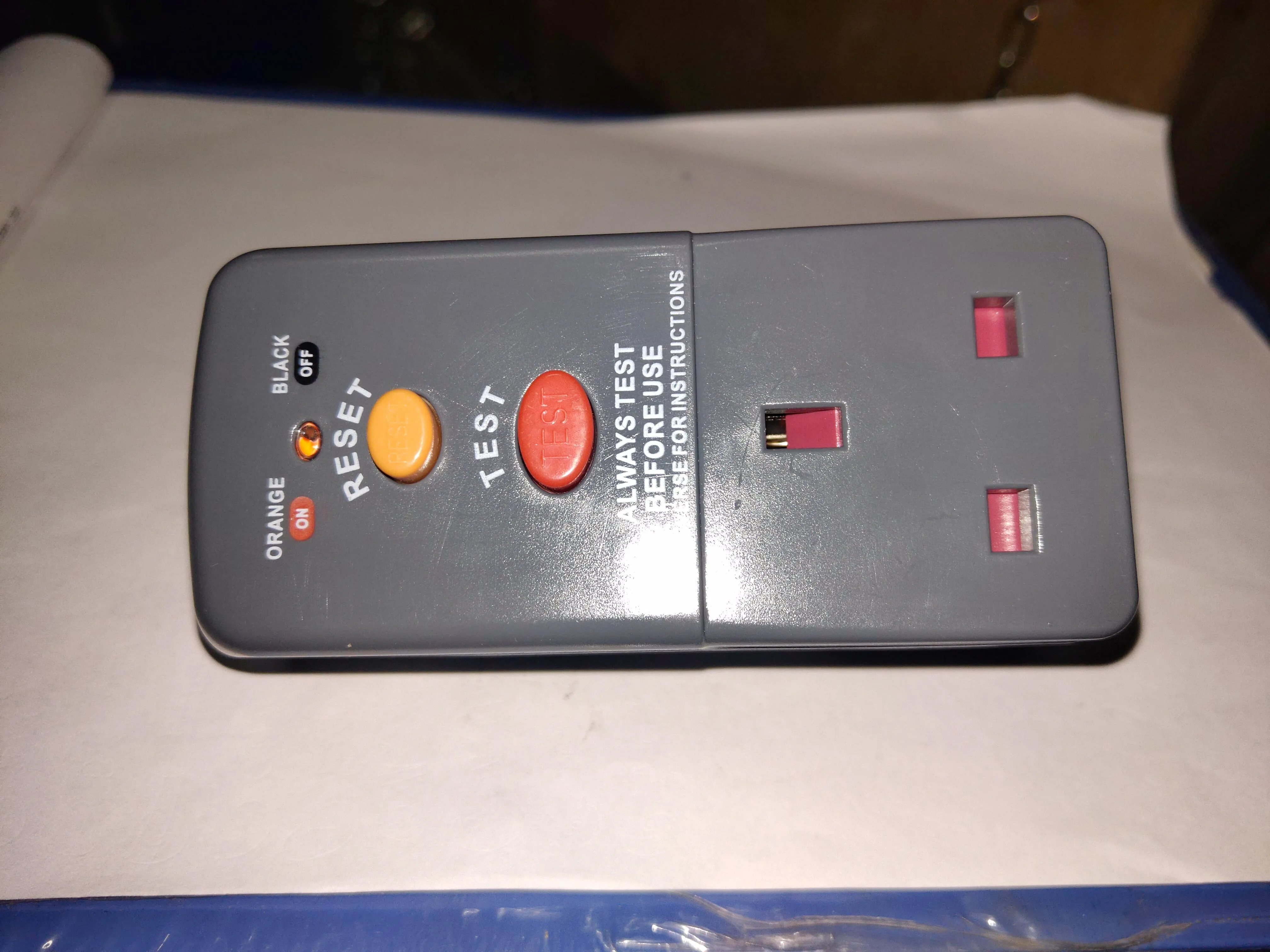 MASTERPLUG RCD Adaptor 13A (Grey) | Model : RCD-M13