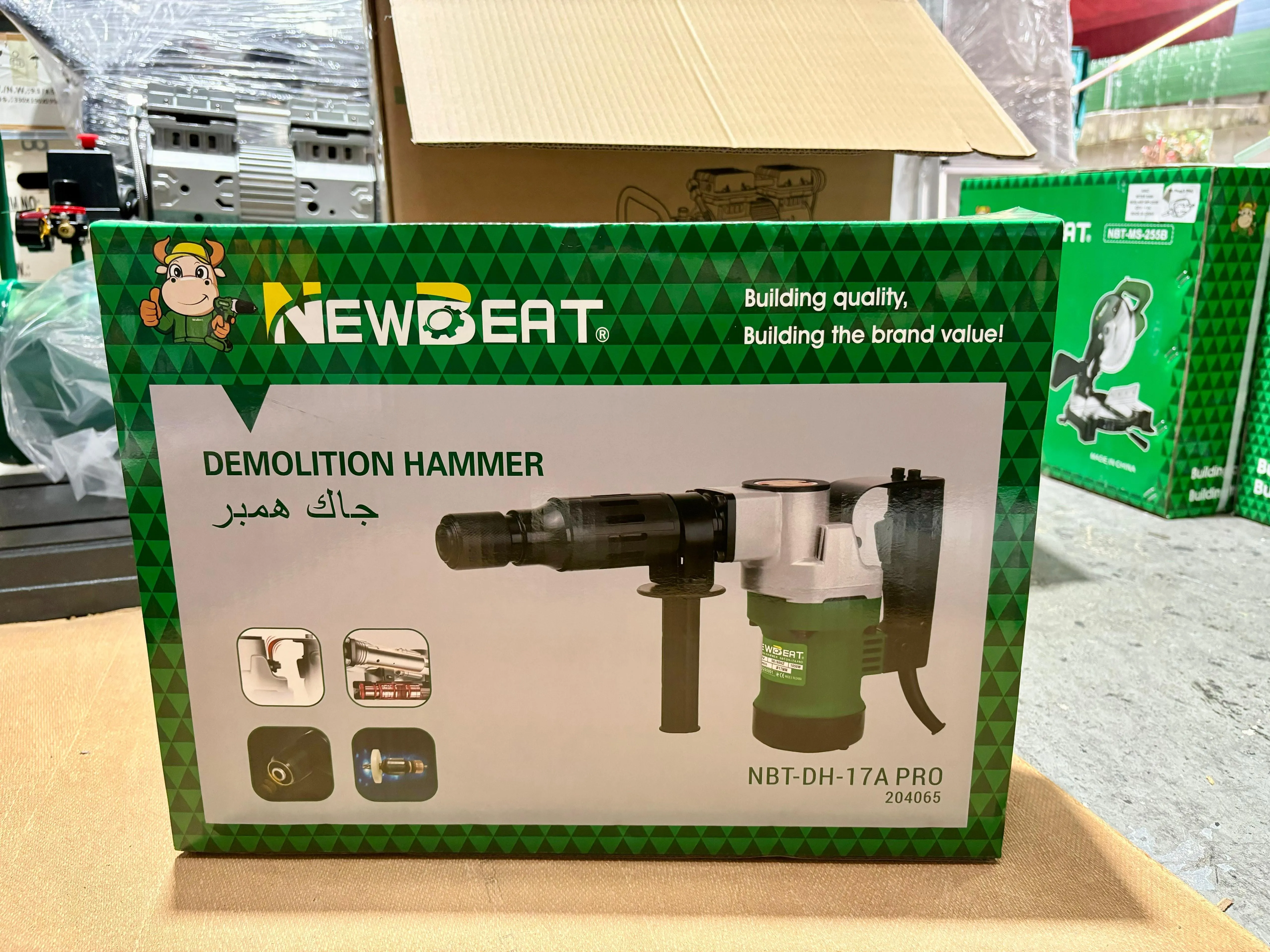 NEWBEAT 1050W Demoliton Hammer/Breaker (0810) | Model : NBT-DH-17A