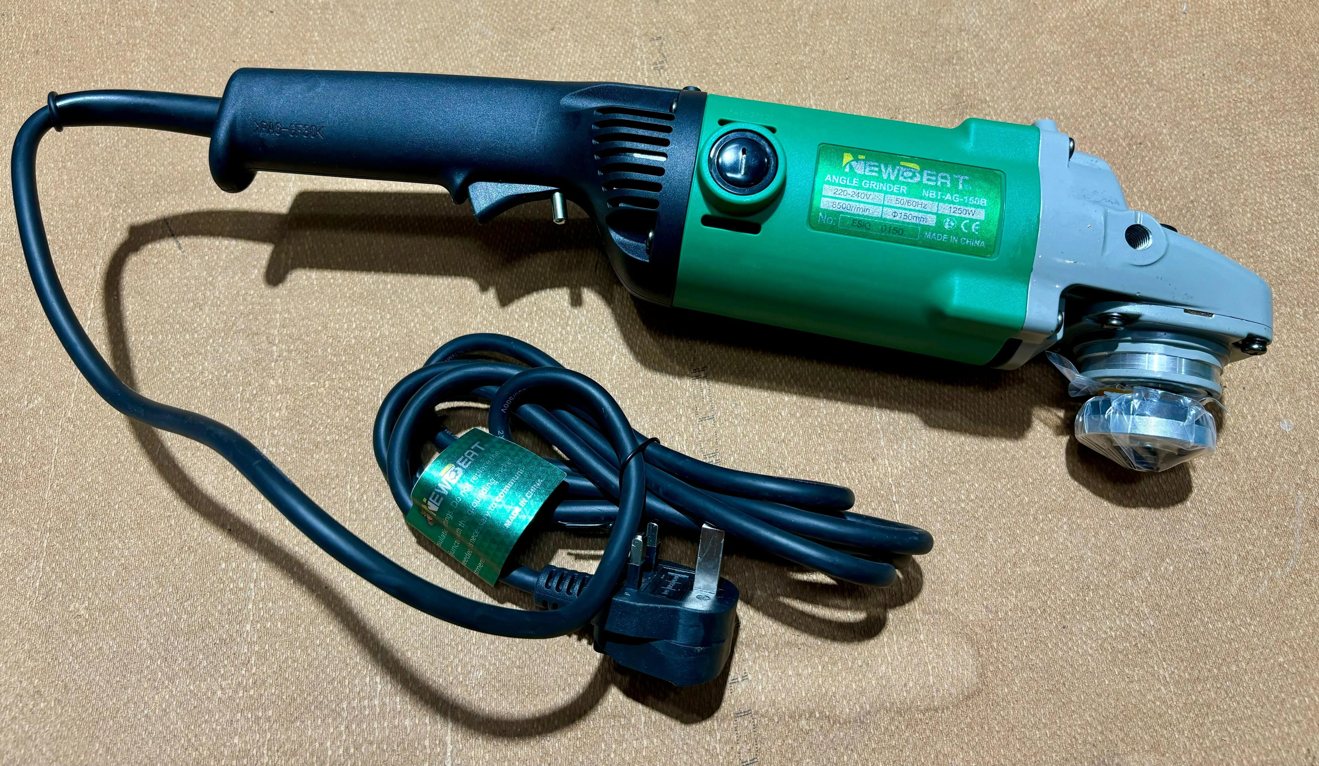 NEWBEAT 1250W 150MM Angle Grinder | Model: NBT-AG-150B