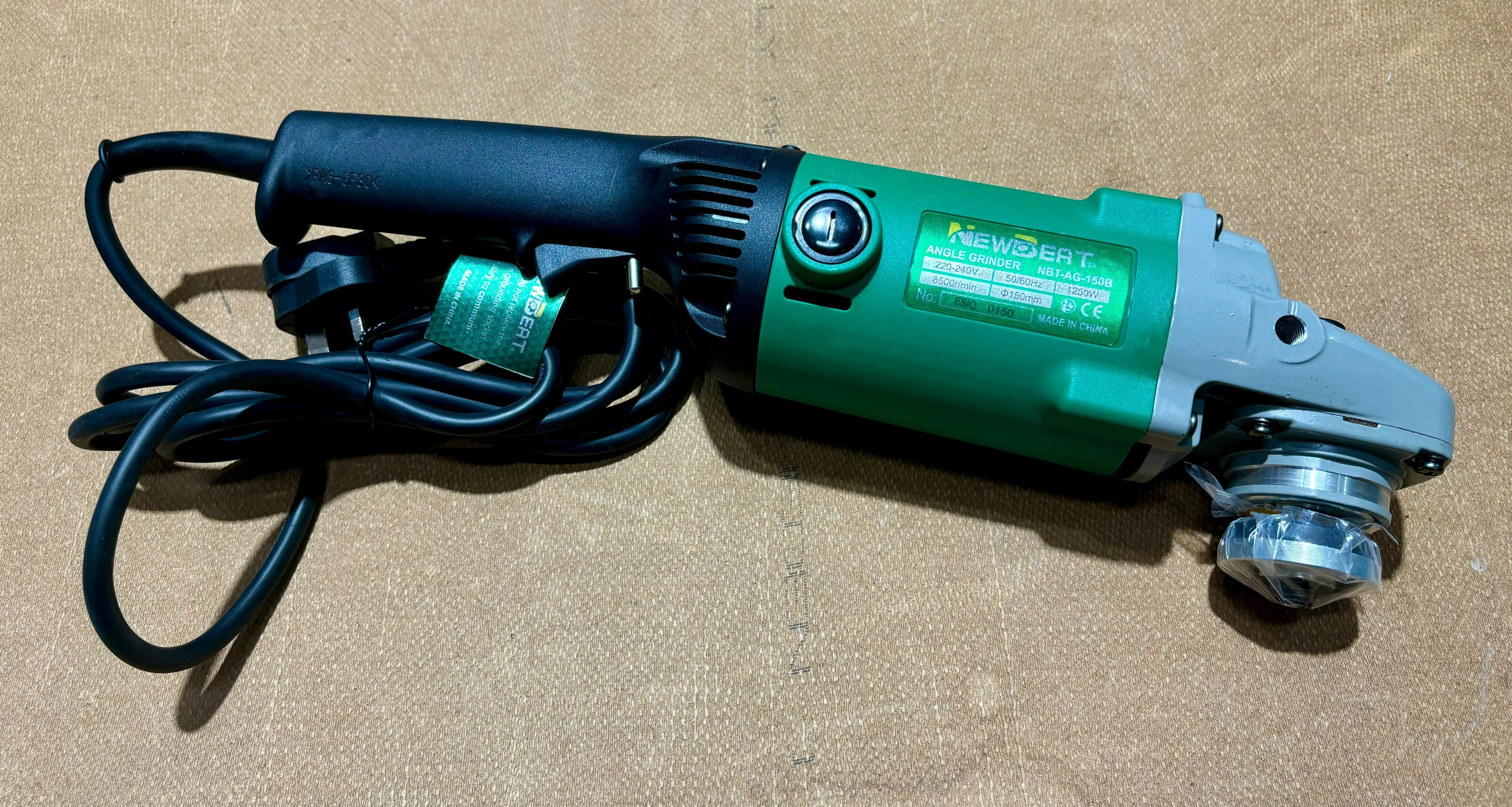 NEWBEAT 1250W 150MM Angle Grinder | Model: NBT-AG-150B