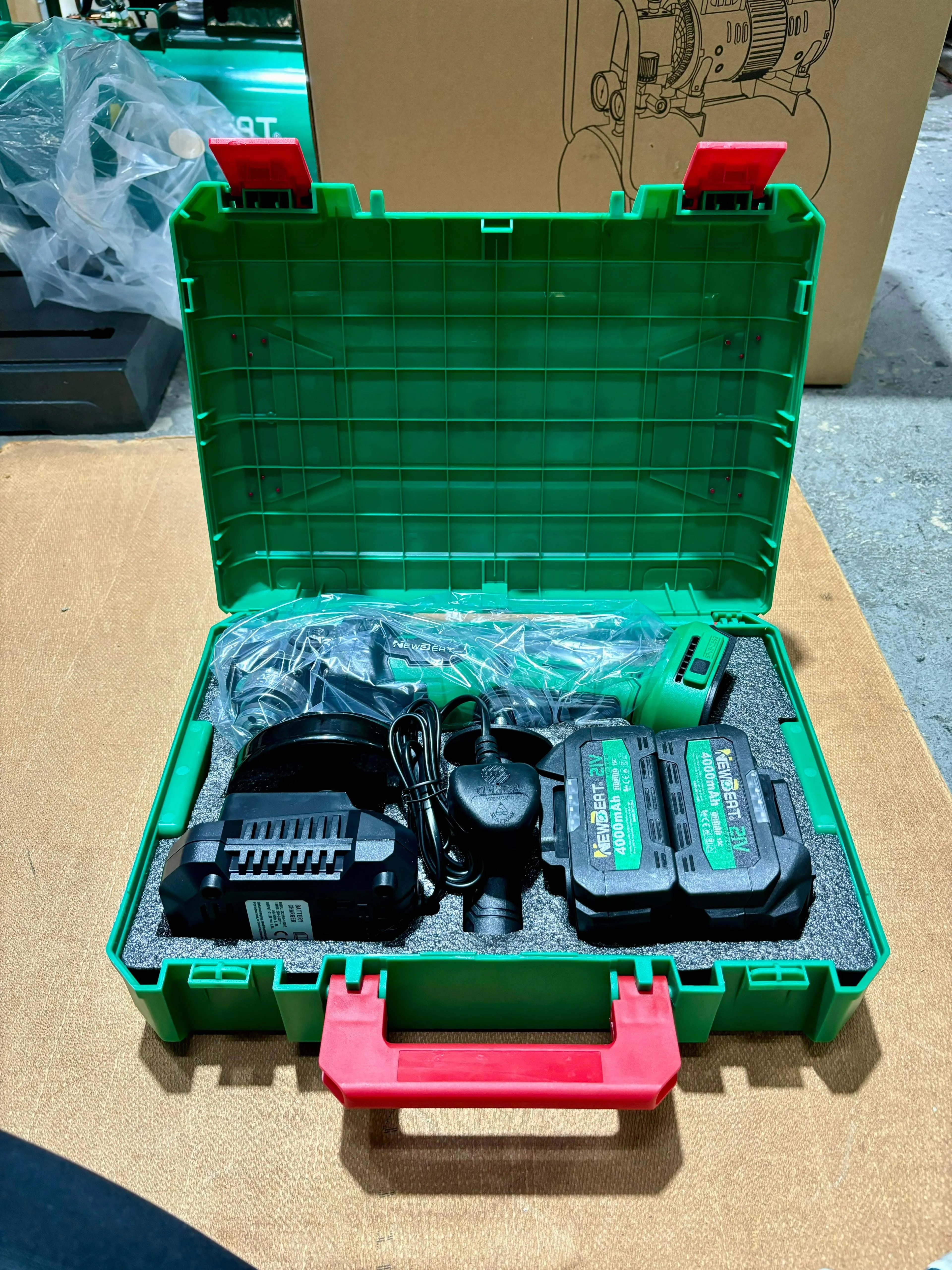 Newbeat 4 21V Cordless Angle Grinder (BL) C/W 2 Battery & 1 Charger | Model: NBT-CAG-100H