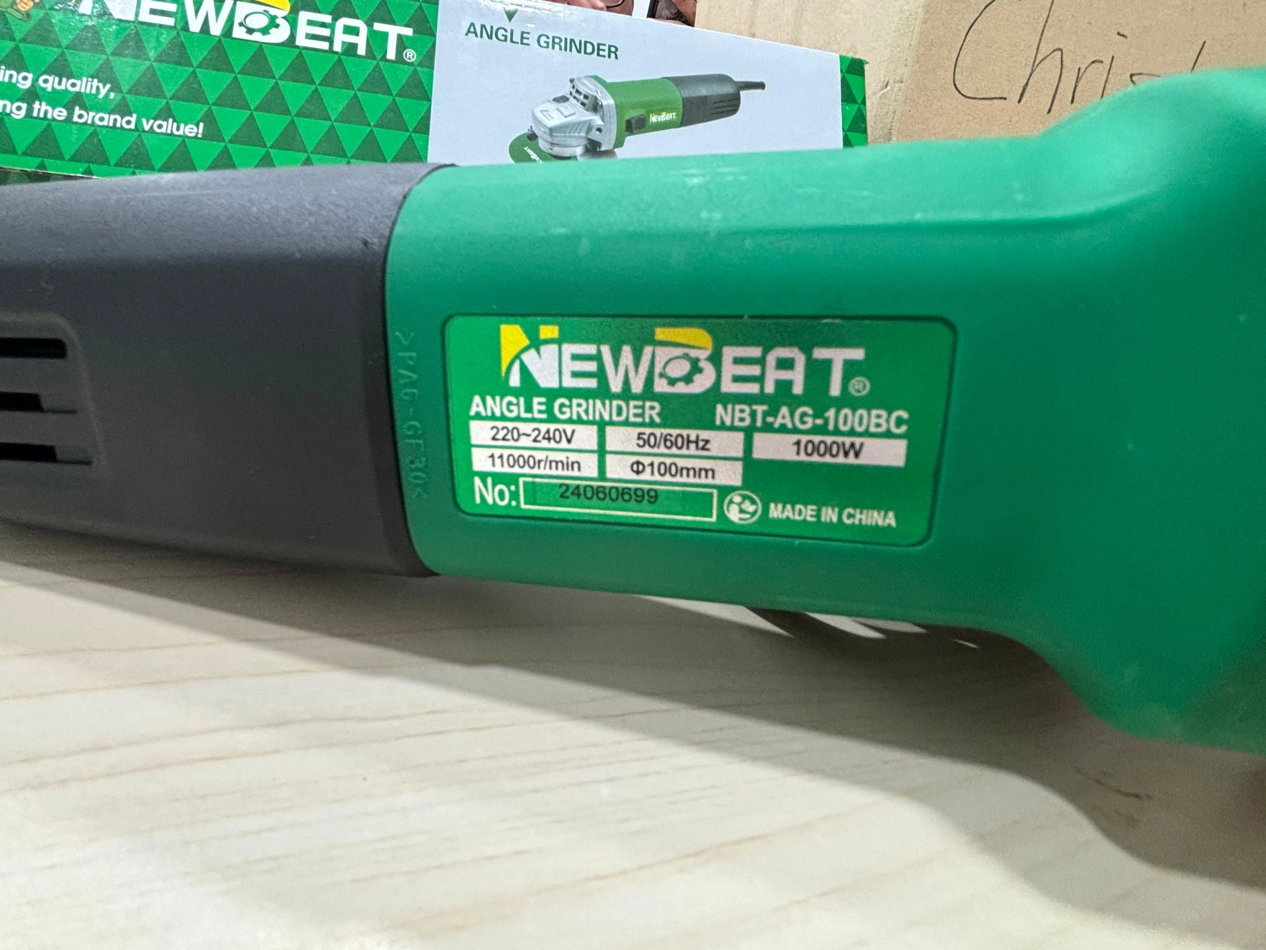 NEWBEAT 4 Angle Grinder 1000W (Side Switch) | Model : NBT-AG-100BC