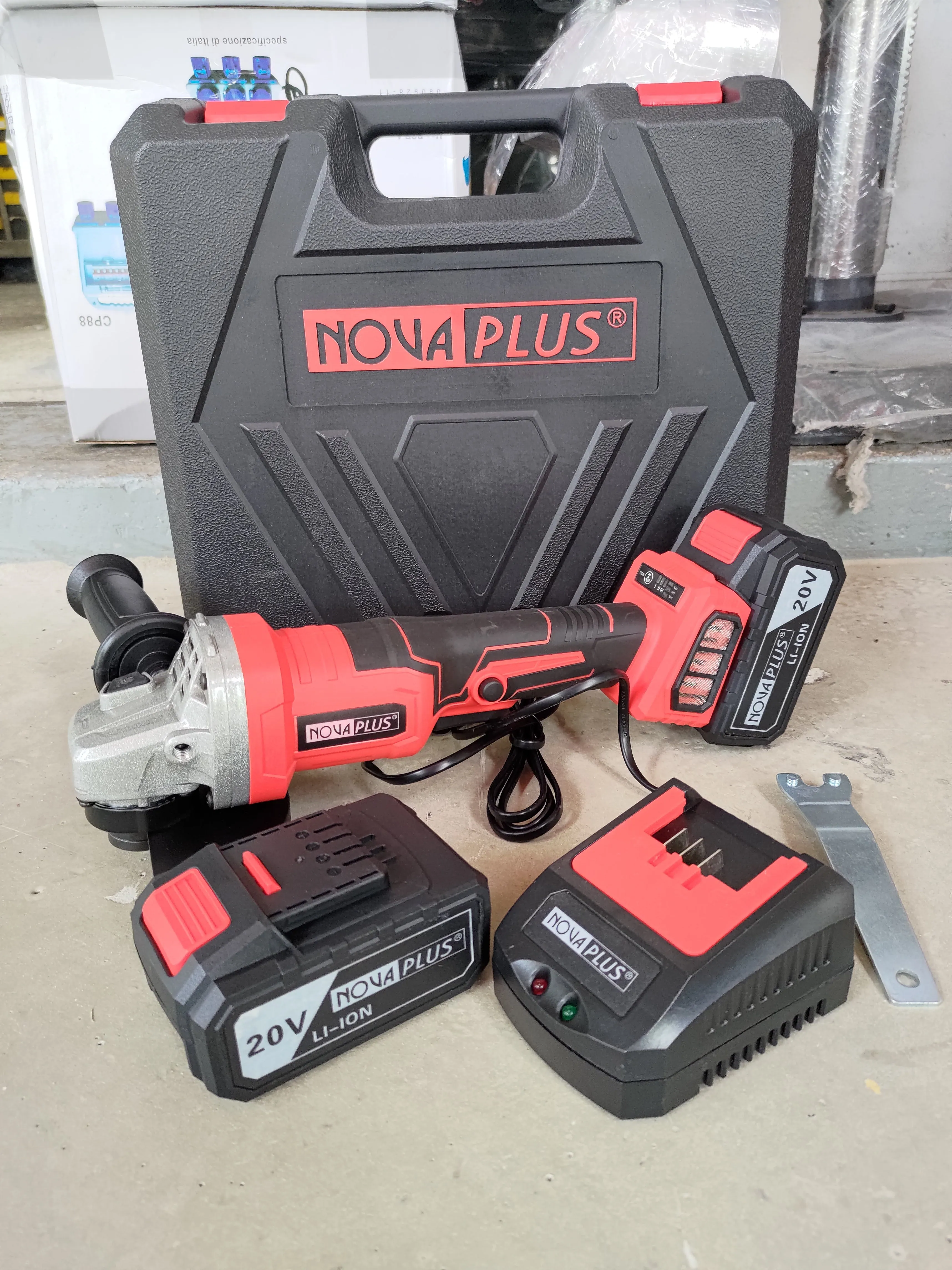 Nova Plus (NovaPlus) Brushless Angle Grinder 4 20V Come With 2pcs 3.0ah Battery & 1pc Charger | Model: NP6904